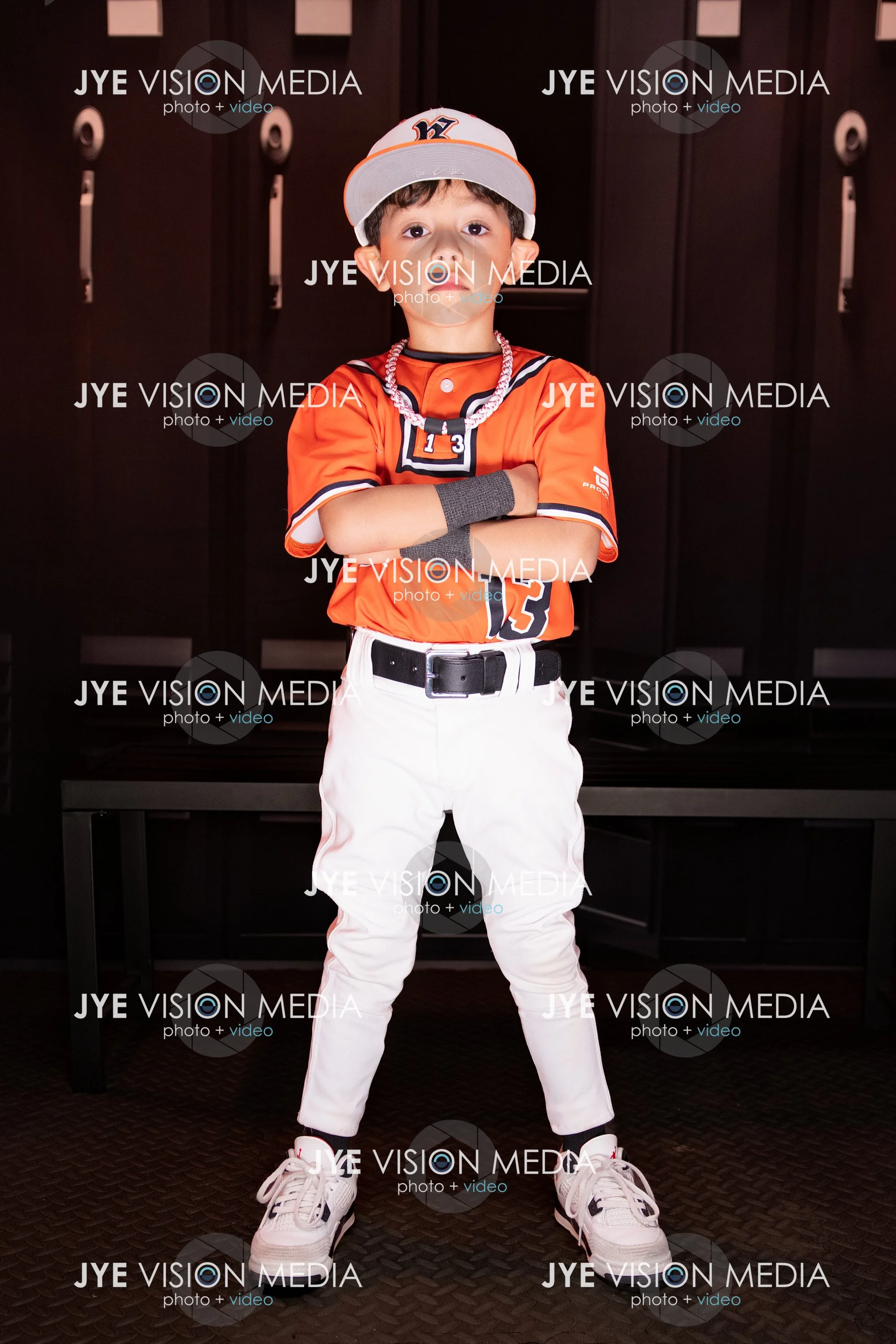 6U White