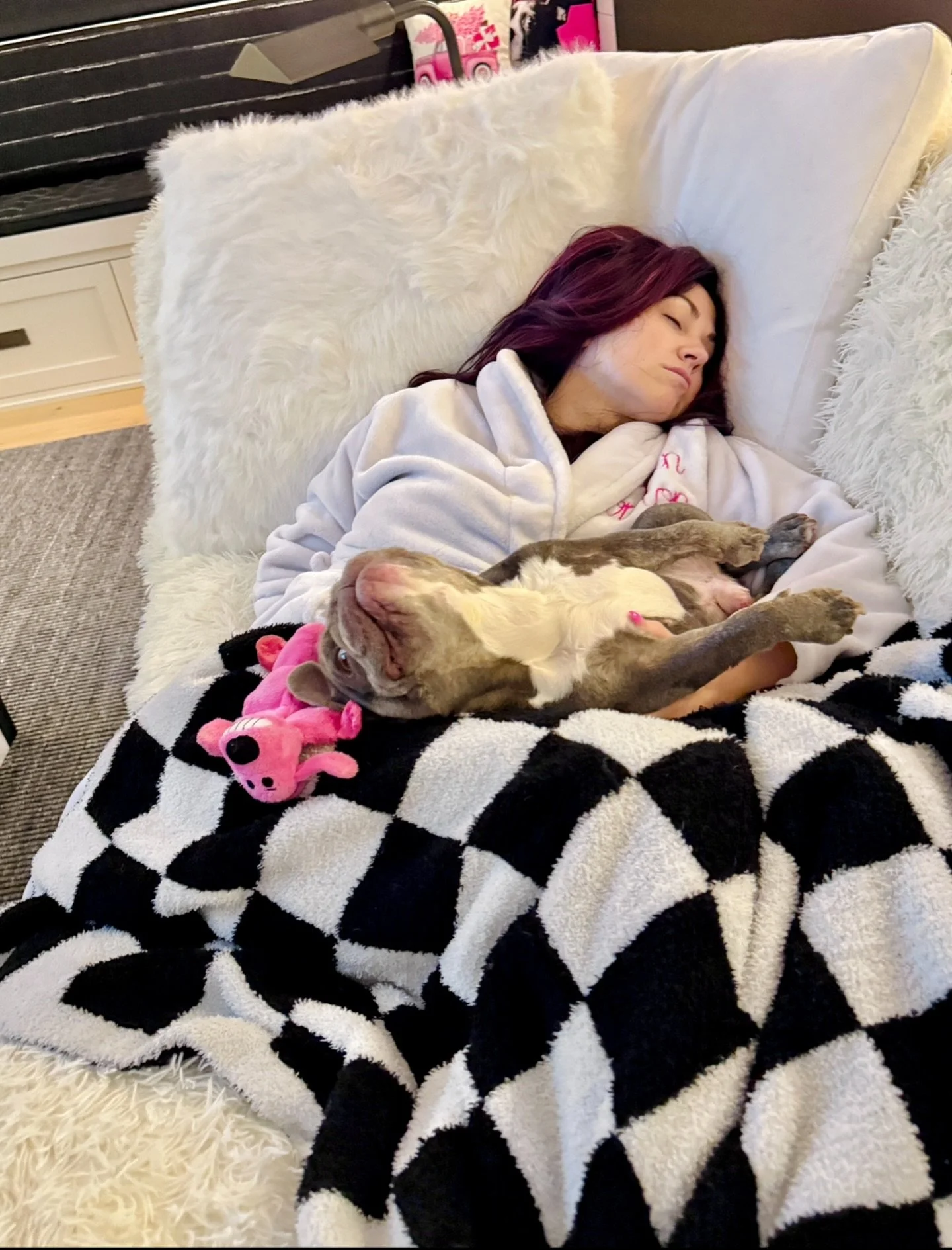 Exhausted? Absolutely.
Worth it? Every. Single. Second.

After a week of travel, nonstop conversations, and the premiere of The Pink Pill (@thepinkpillfilm), I&rsquo;m reminded why I do this work. Every time a woman tells me she finally feels seen, h