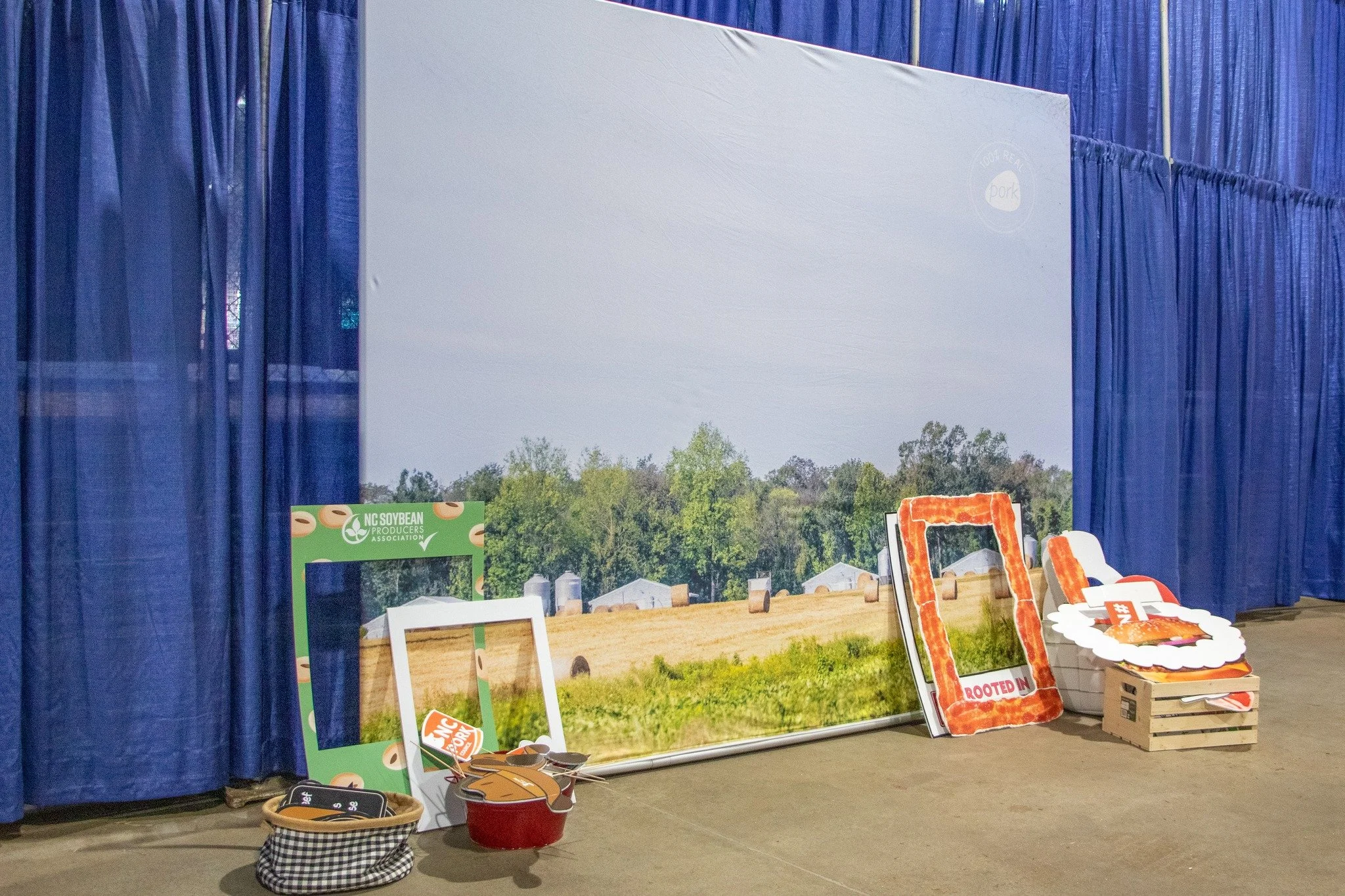 After watching a livestock show, playing Backyard "Beango", collecting new recipes, resting and watching the Mooovies, don't forget to take a picture with our backdrop and fun ag props! πΈπ₯π§ 
Show your love for NC Ag as well as NC Pork a