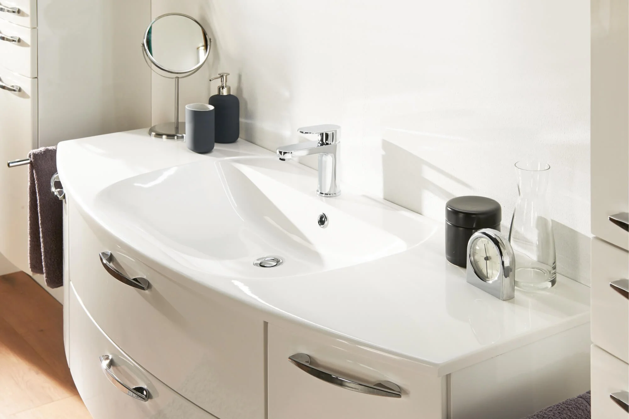 vanity-german-badea-luxury-bauhome-00011.jpg