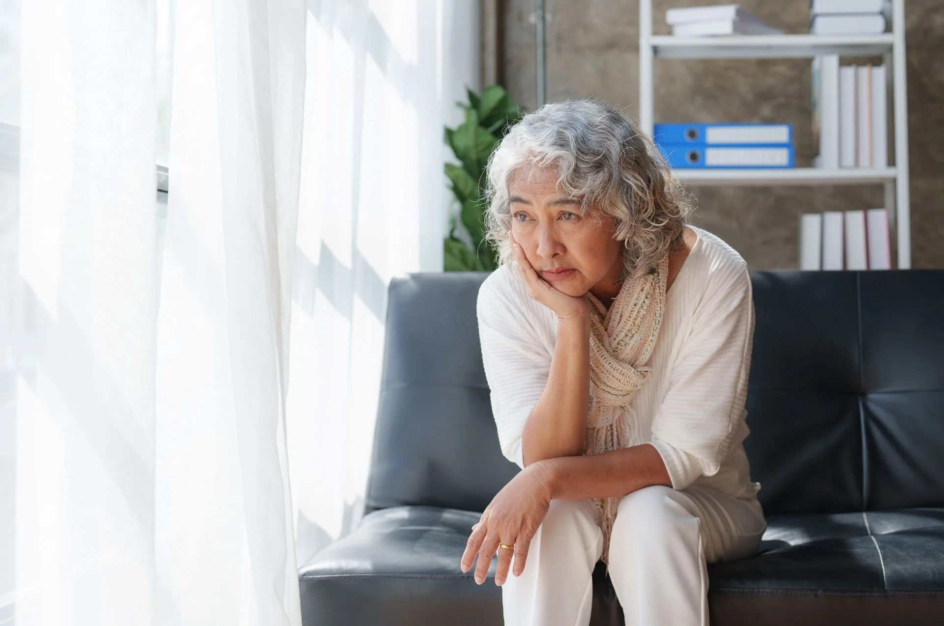How to Handle Guilt When You Can’t Keep Everything During Downsizing