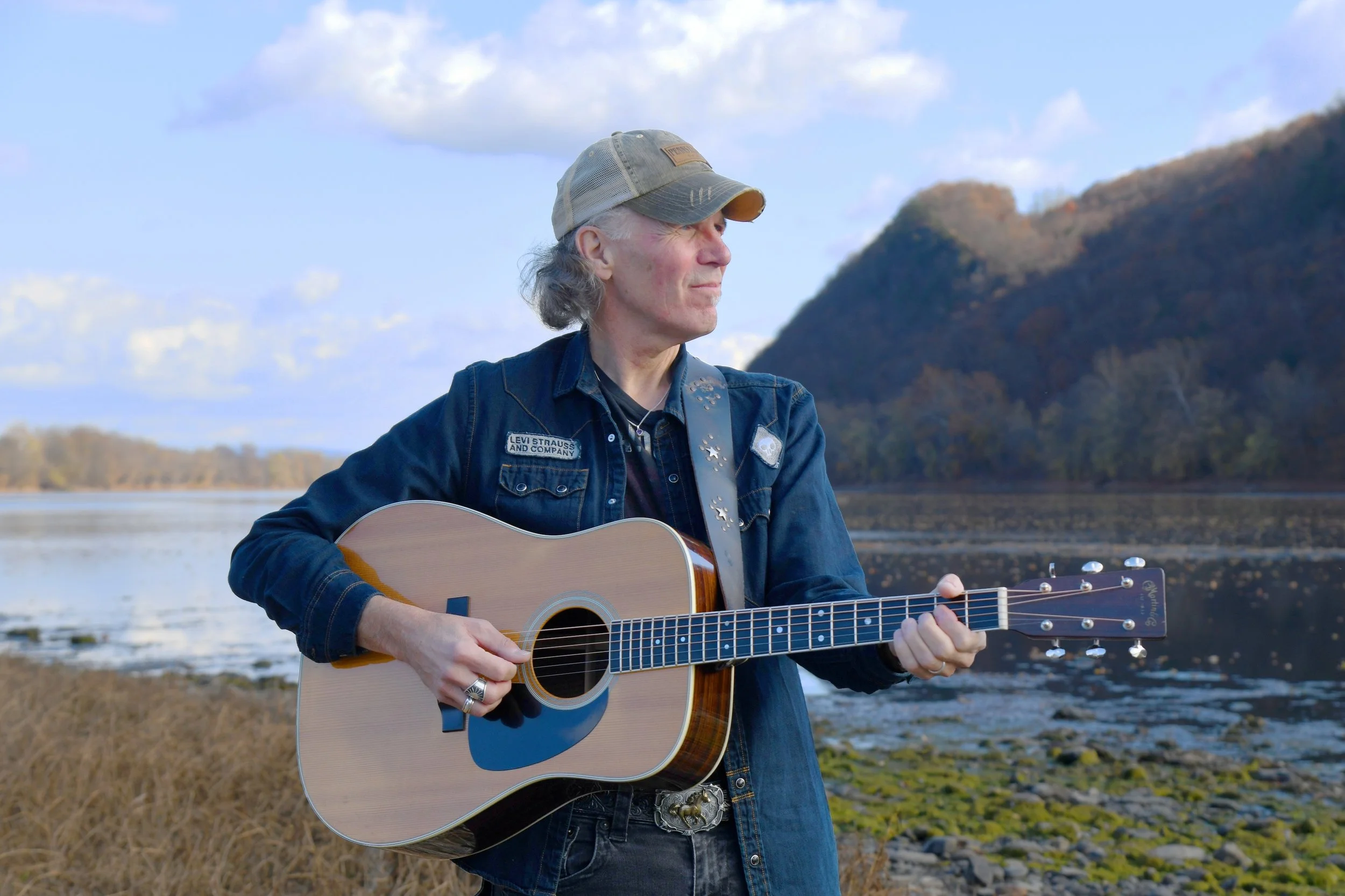 An Evening with Brooks Williams