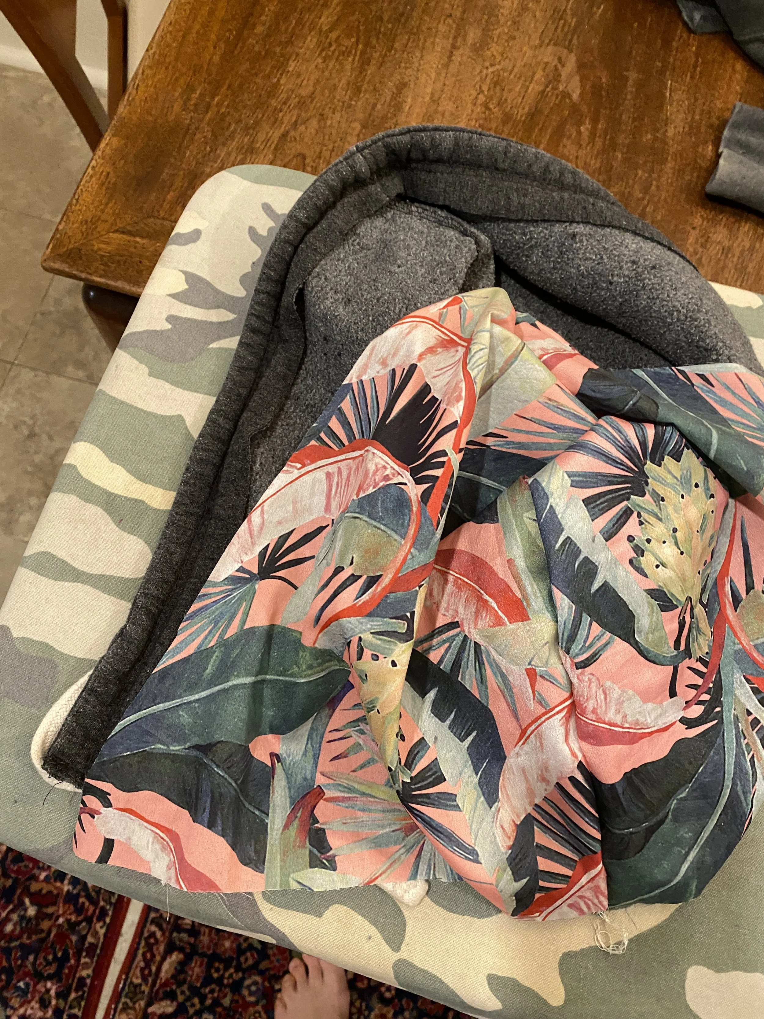 Choose an accent fabric :)