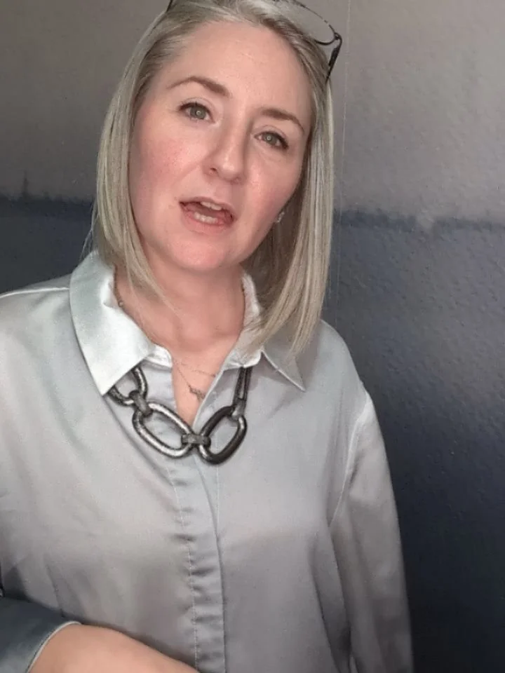 Mixing and matching color has never been easier - IF you have the right tool 🌈

A favorite question I get asked from clients is &quot;how do I wear color?&quot; OR &quot;how do I mix and match the colors in my closet?&quot;

The quickest (and easies