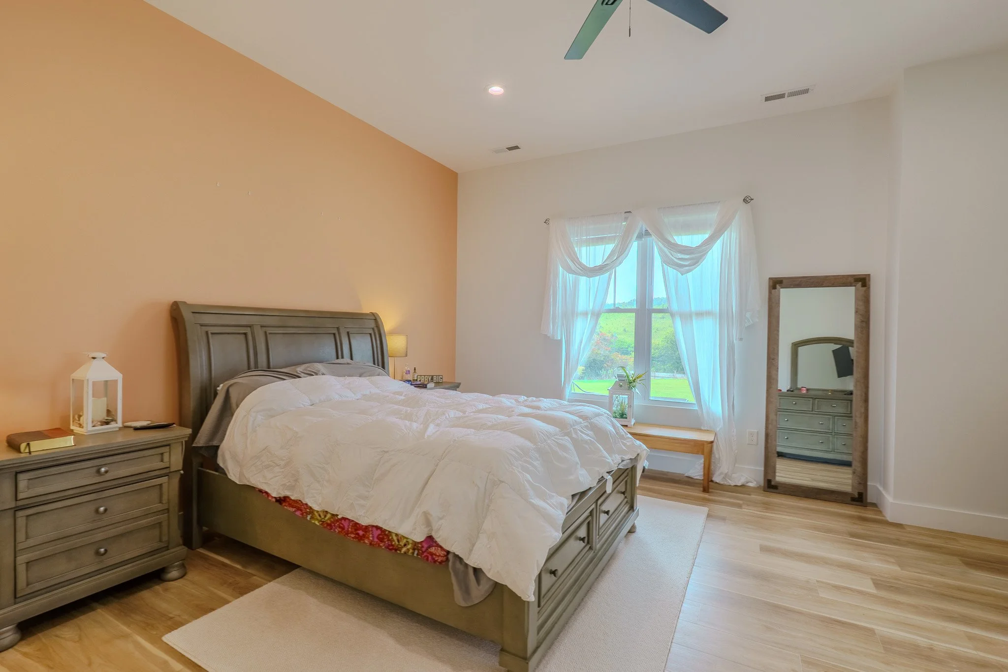 DSC05750-HDR.jpg