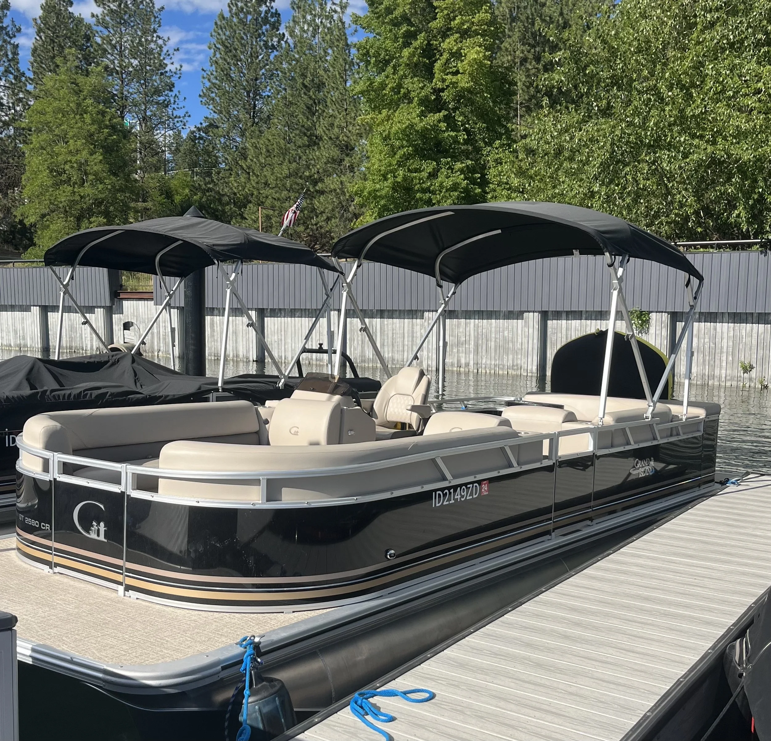 Premium Pontoon Rental on Lake Coeur d' Alene