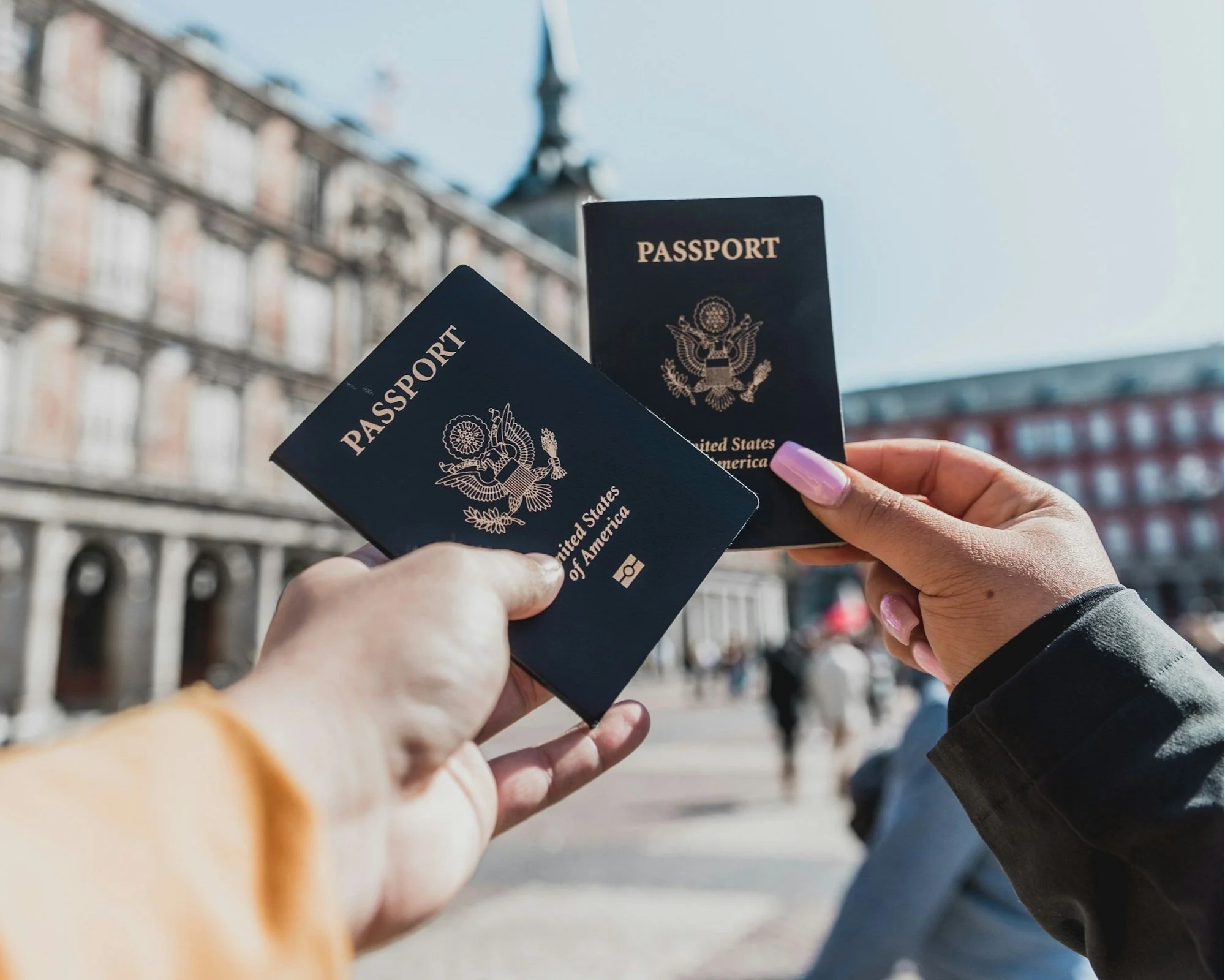 Ministers: “Dual Citizens”
