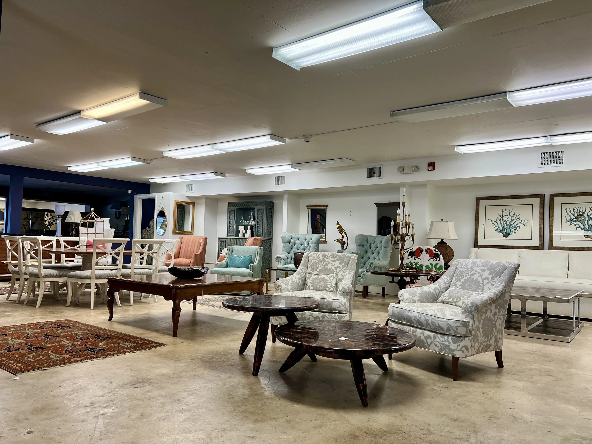 We sell Consignment Furniture