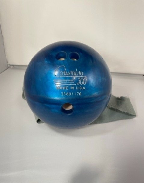Front view of blue marbled Columbia bowling ball