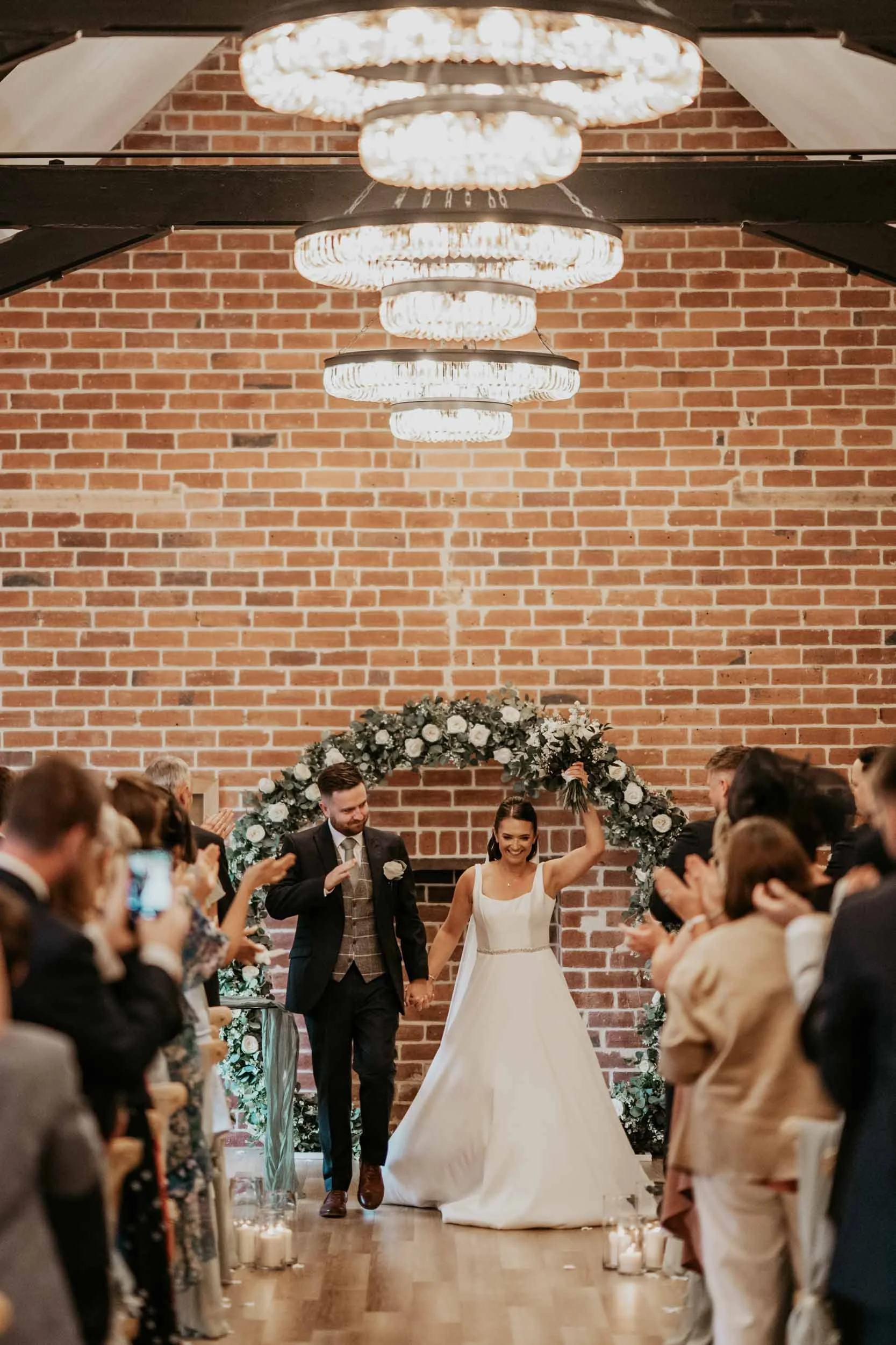 Whistle Barns Wedding photography (35).jpg