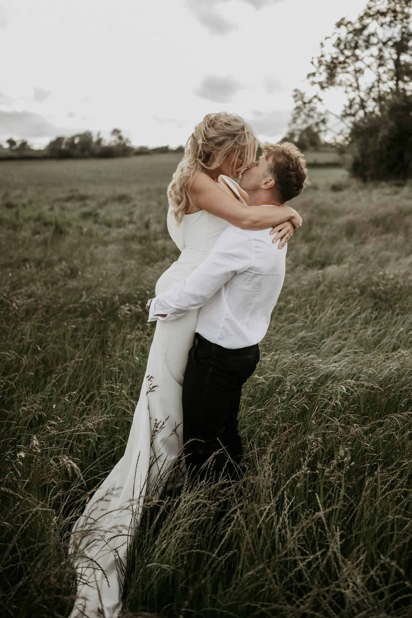 Grangefields Wedding - Chelsea & Sam (59)-2.jpg