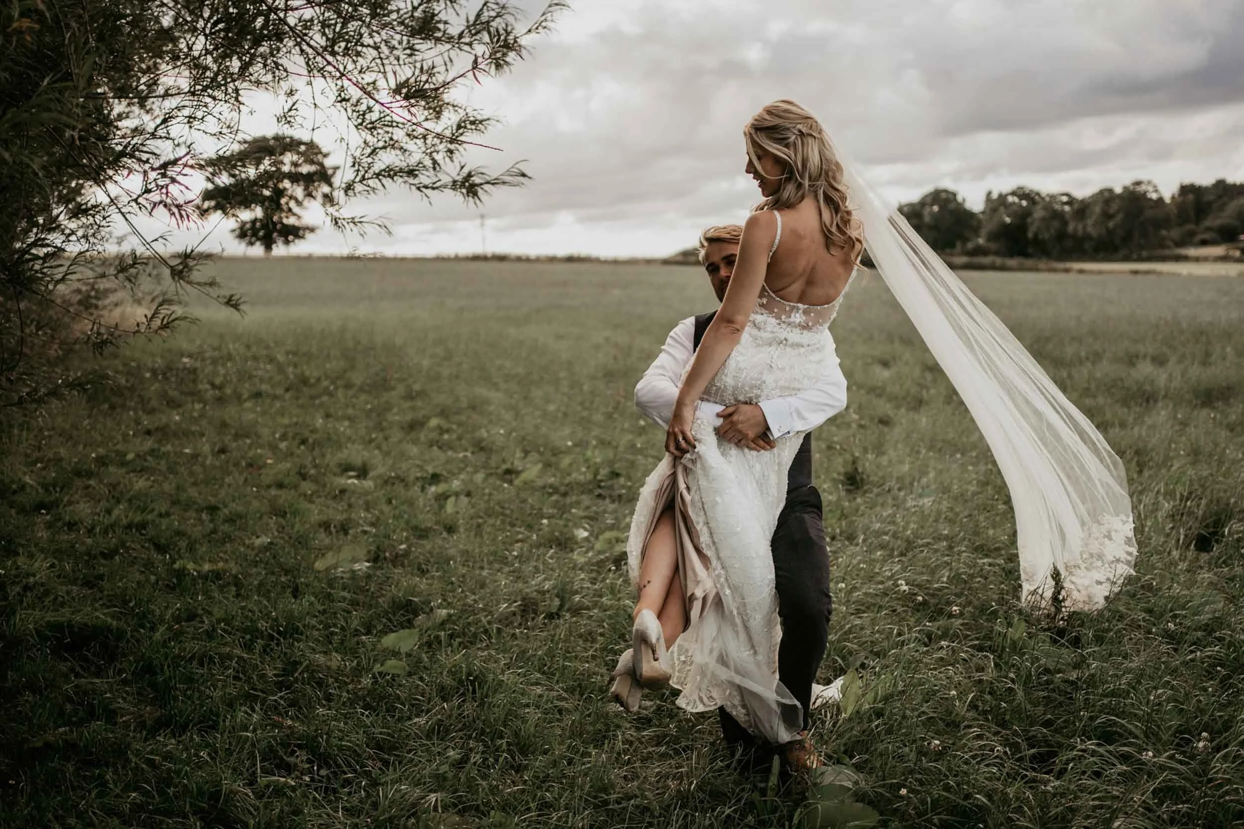 SWANCAR FARM - BECKY & FRAZER (26).jpg