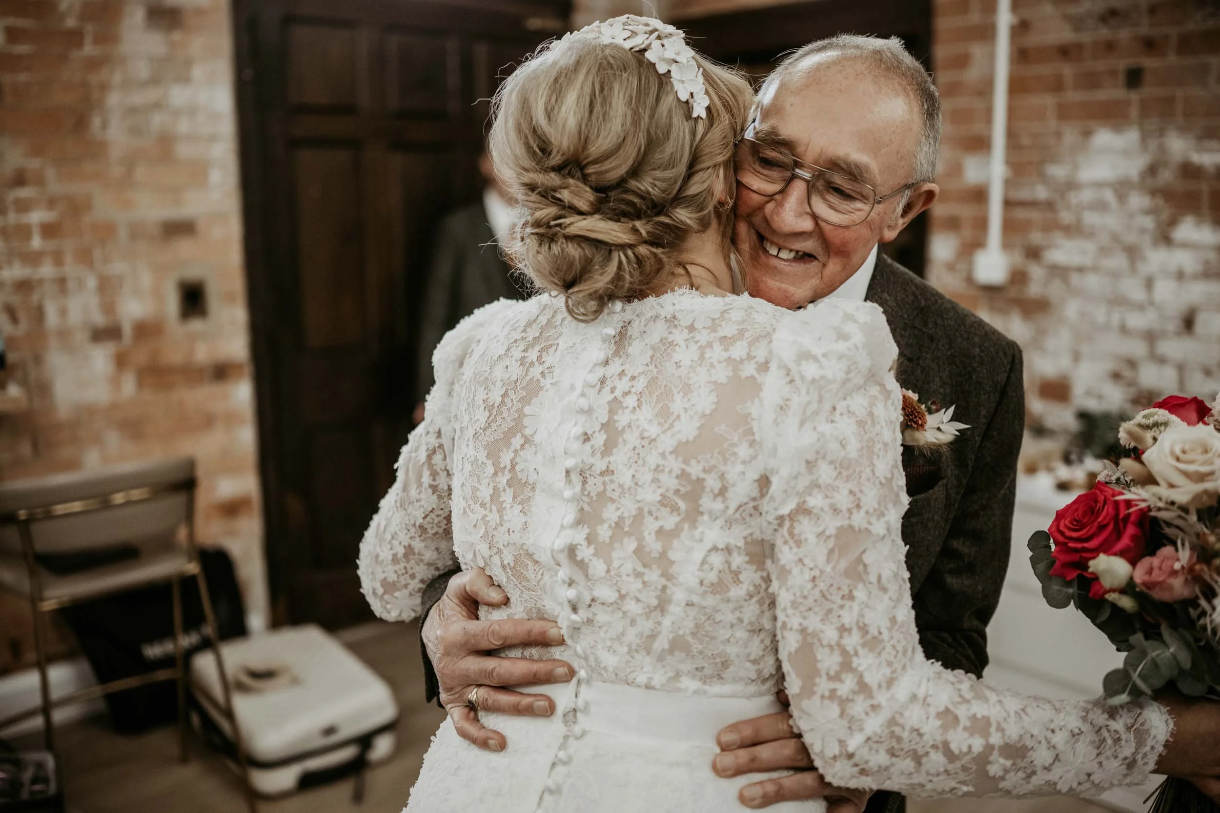 Thorpe Garden Wedding Photography (12).jpg