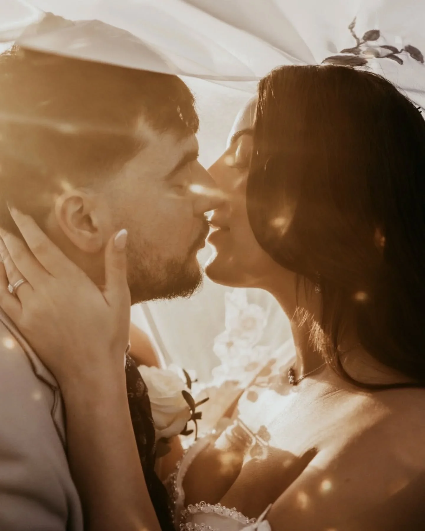 T H E  B R I D A L  P O V ..... Sophies gorgeous day at @swancar_farm_country_house ..... featuring Seb 

Video @ratherlovelyfilms 
Venue @swancar_farm_country_house 
Florist @mooresflowers68 
Dress &amp; Suits @the_wedding_boutique

#swancarfarm #we