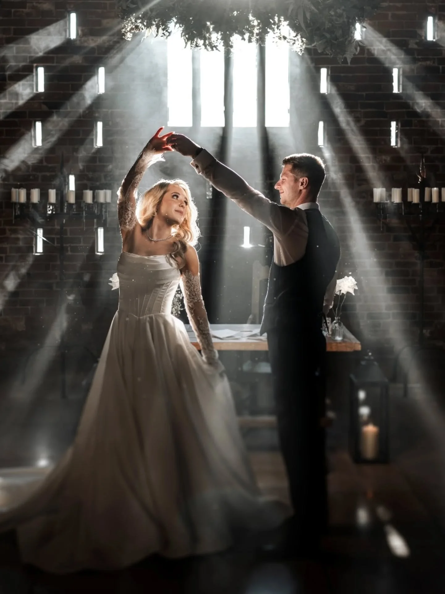 When you search for "the most perfect spring wedding at Grangefields " you'll probably get search results from Roxanne &amp; Michael's day 

The light / The Venue / The couple = perfection 

#grangefields #grangefieldwedding #bridetobe #bar