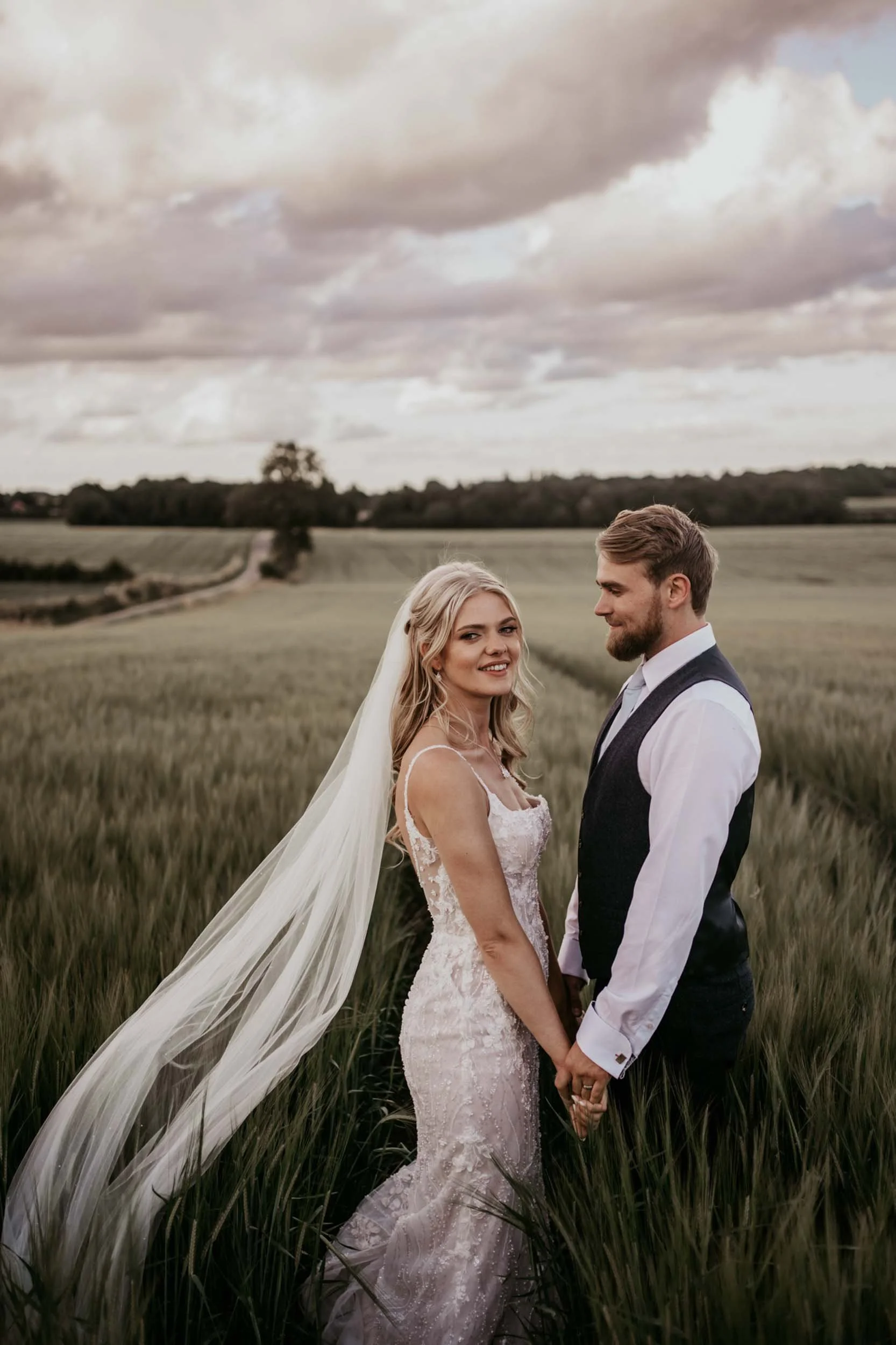 SWANCAR FARM - BECKY & FRAZER (23).jpg