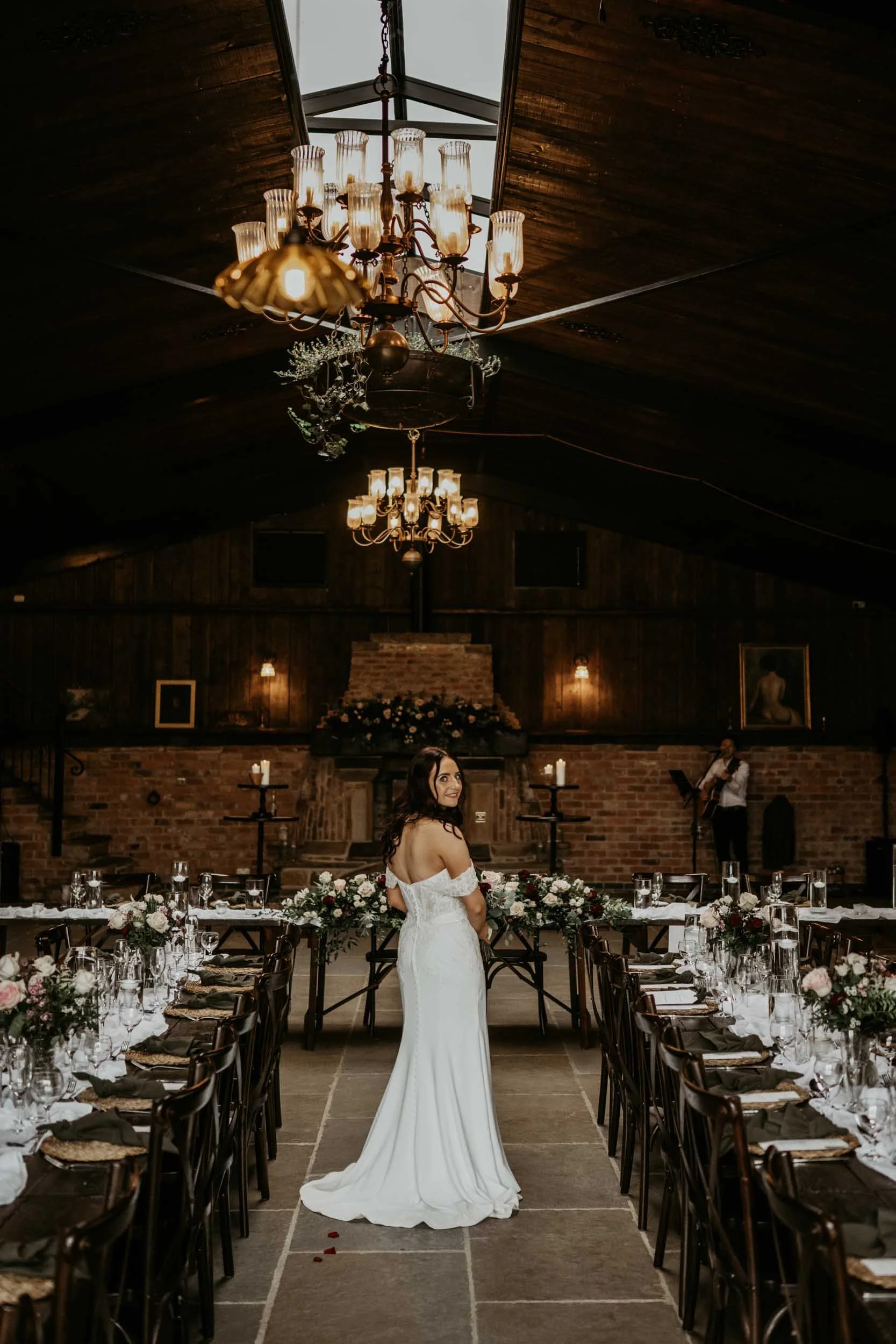 WILLOW MARSH FARM - HANNAH & LIAM (50).jpg