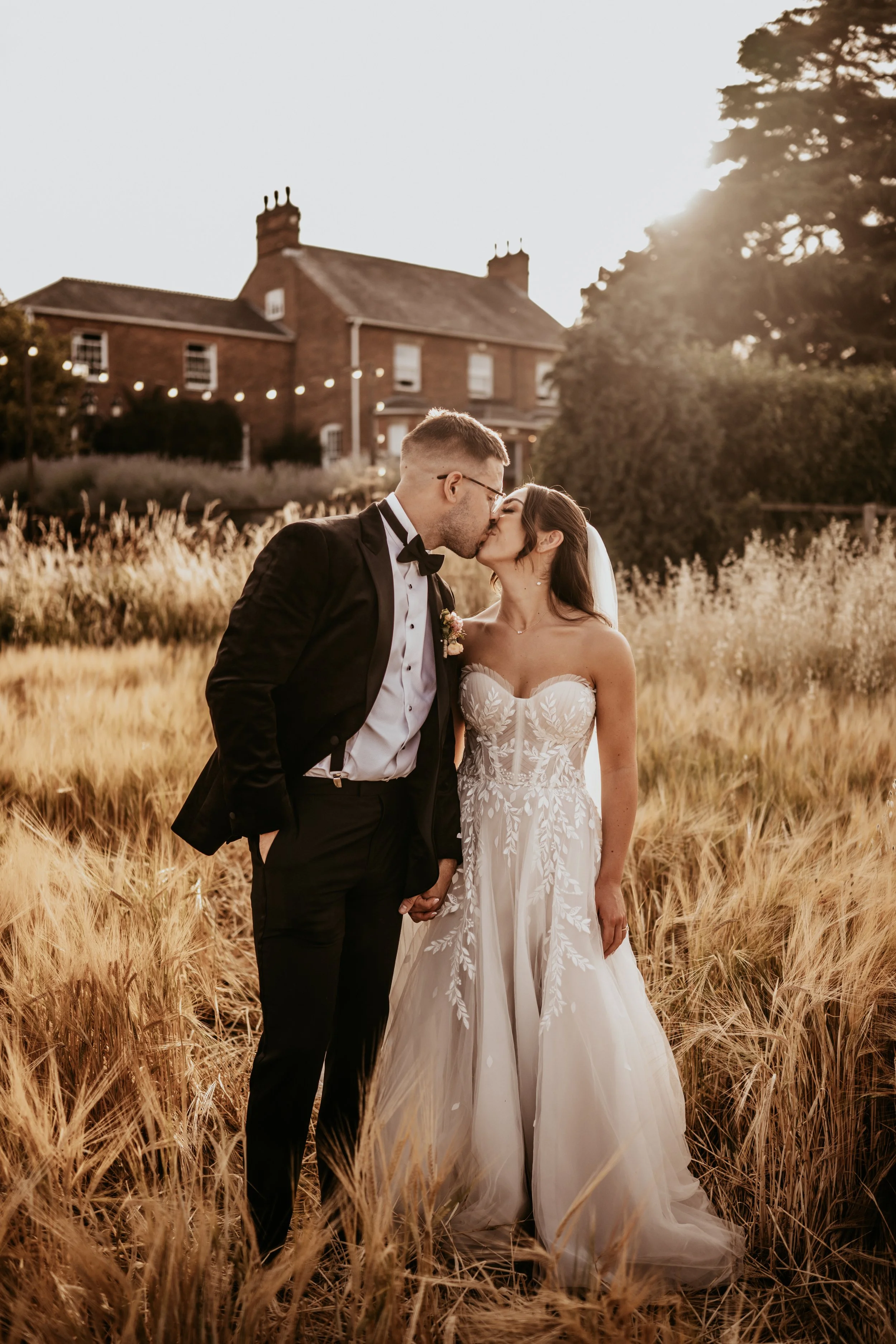 Olivia & Josh (702).jpg