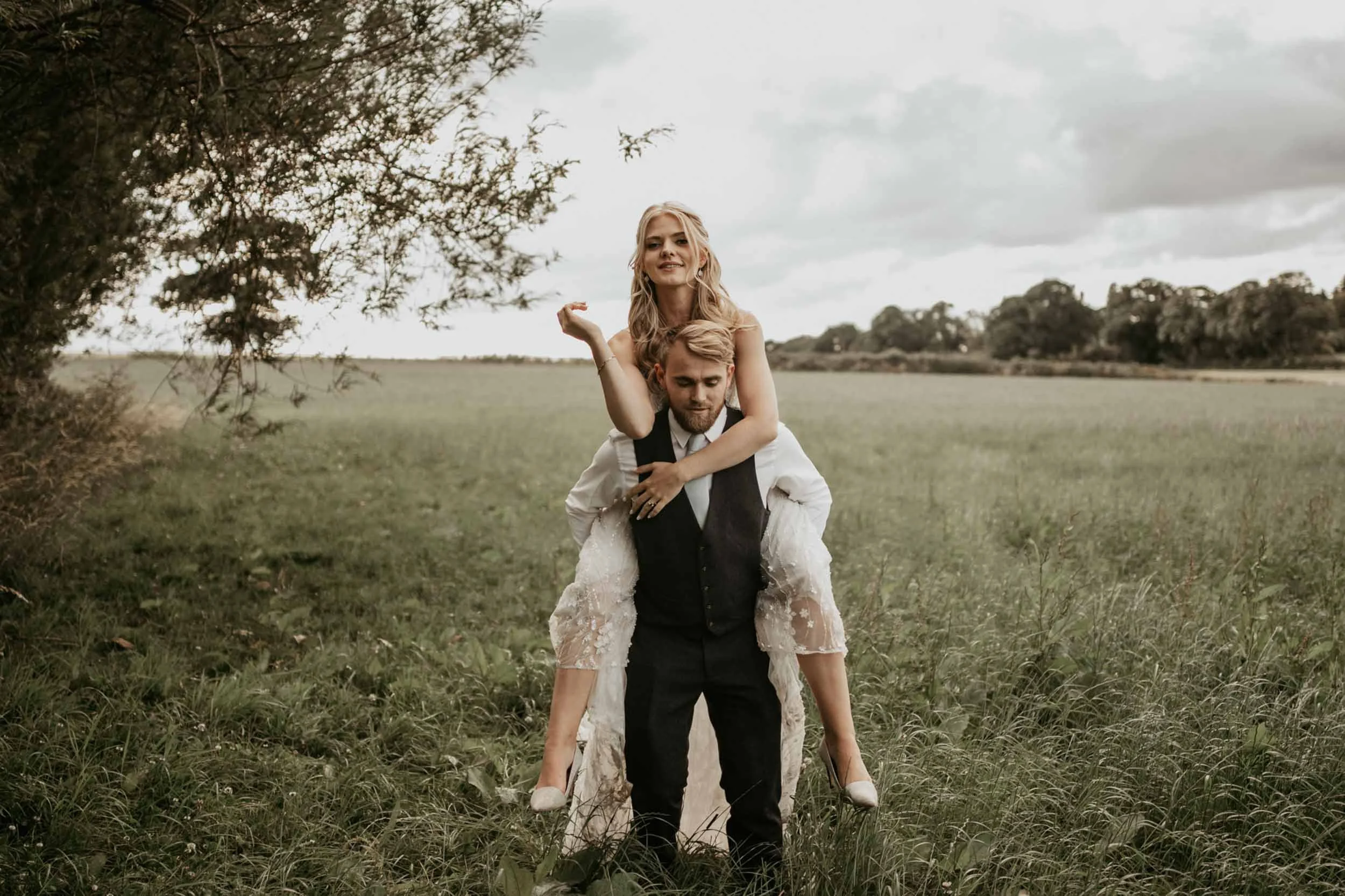 SWANCAR FARM - BECKY & FRAZER (27).jpg