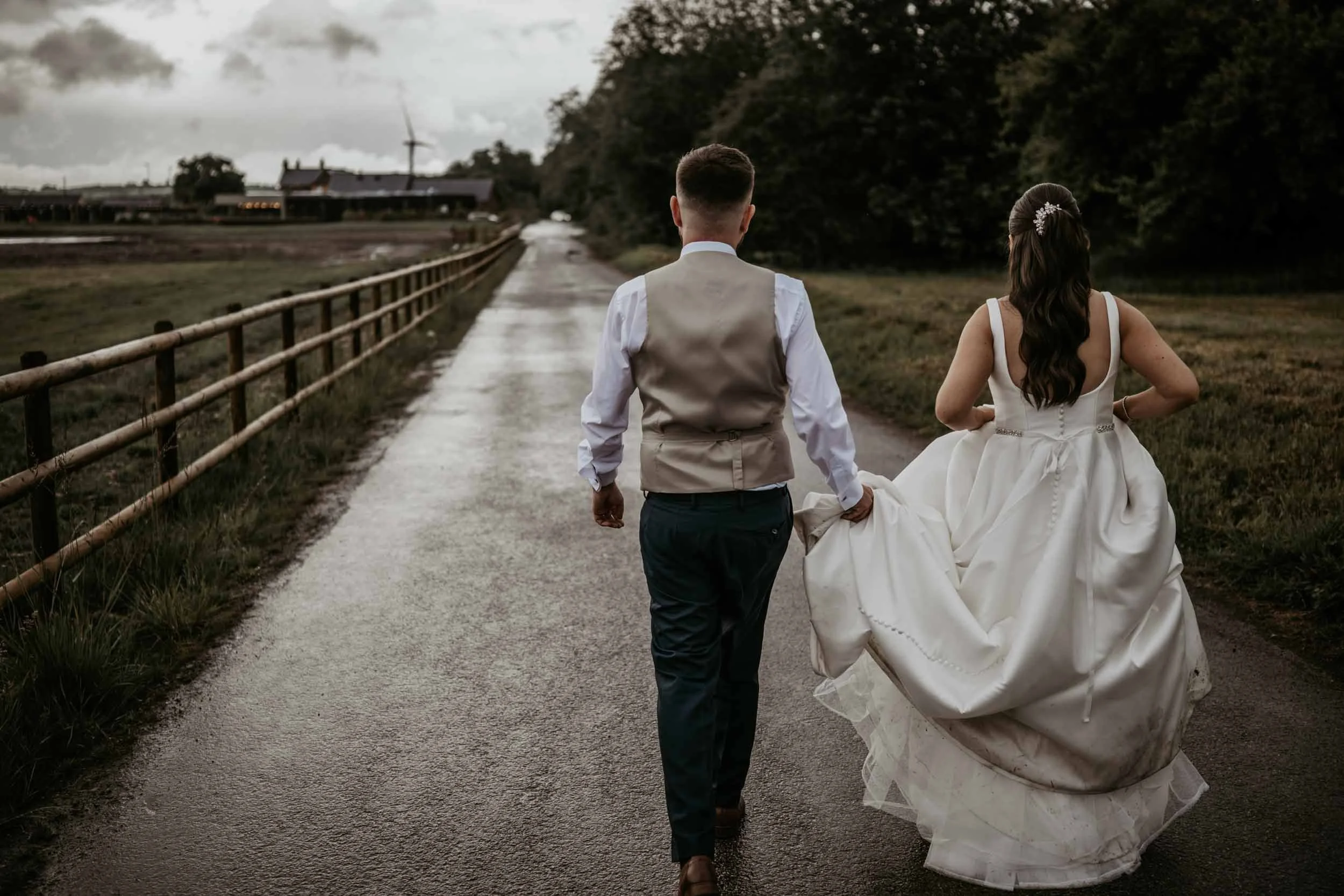 Whistle Barns Wedding photography (100).jpg