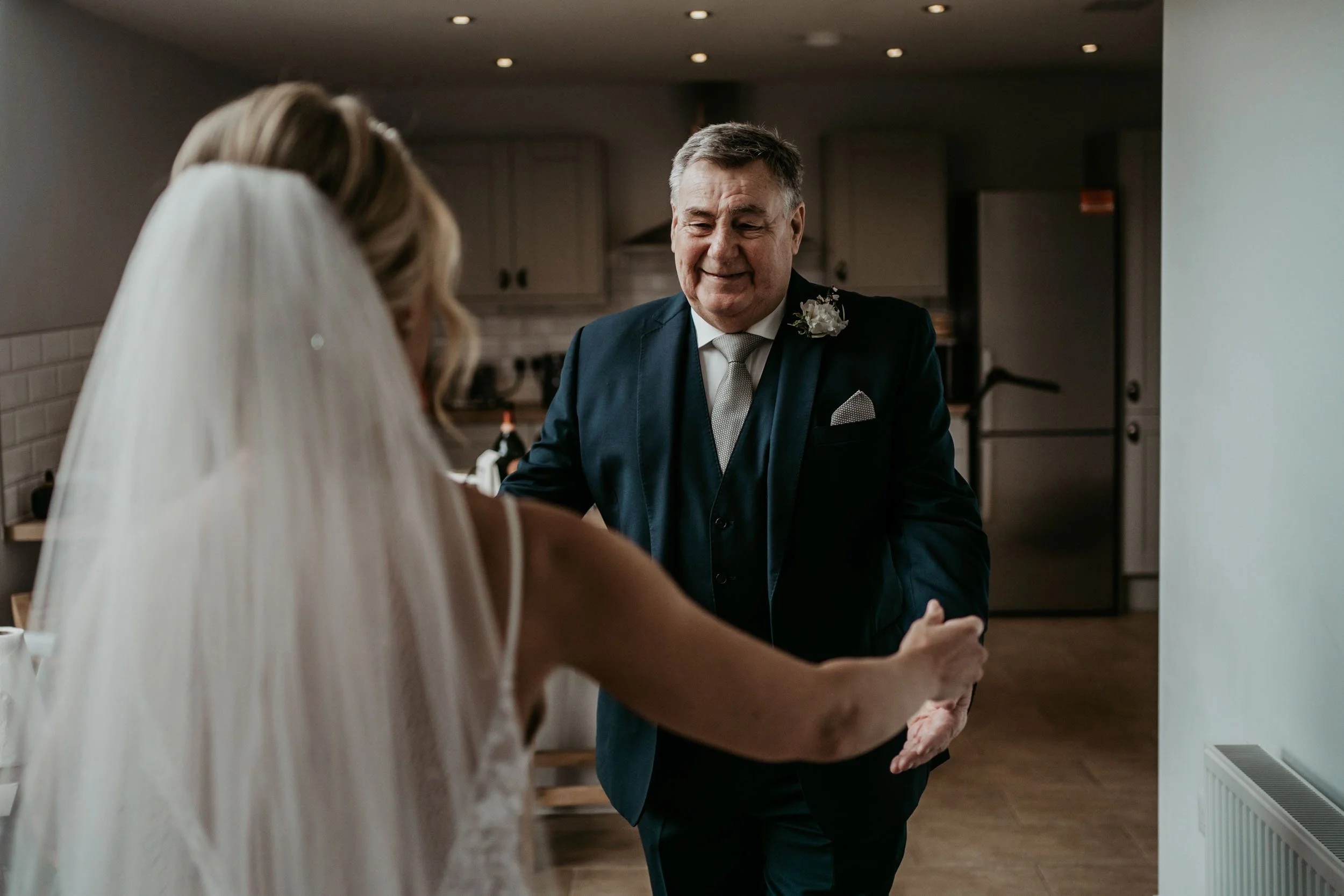 HAZEL GAP - CLAIRE & JAMES (9)-2.jpg