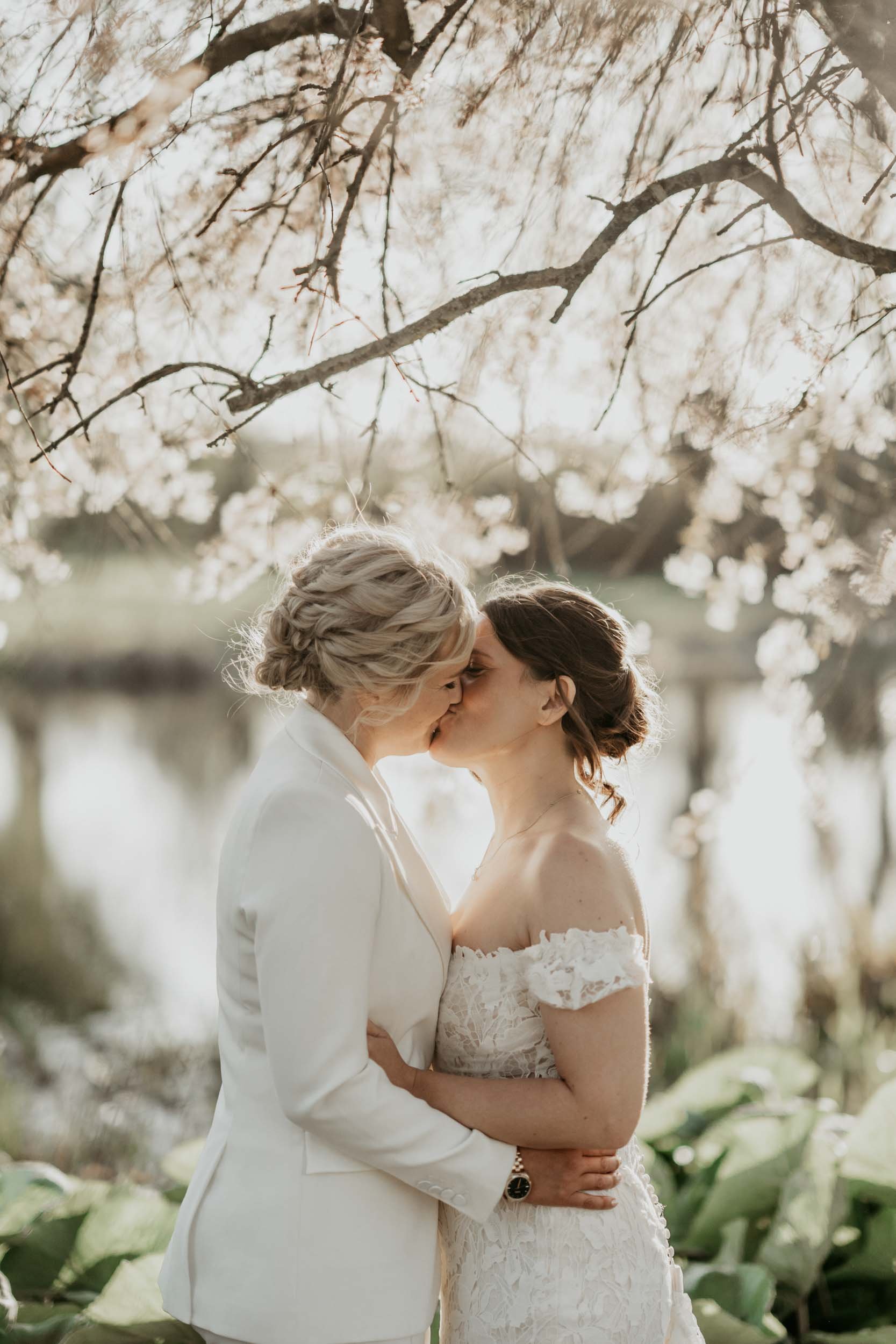 HODSOCK PRIORY - ANNA & EMILY (26).jpg