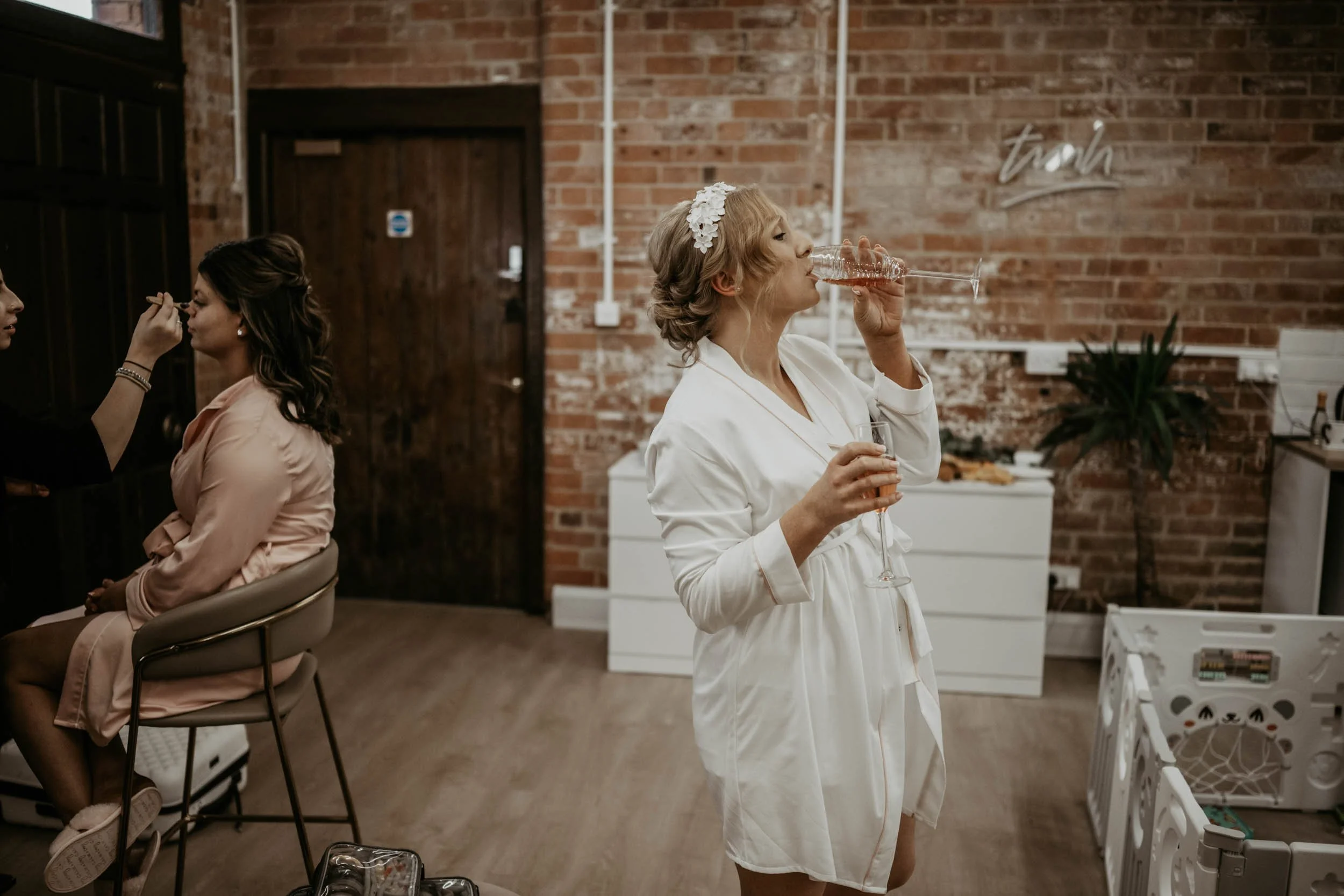 Thorpe Garden Wedding Photography (6).jpg