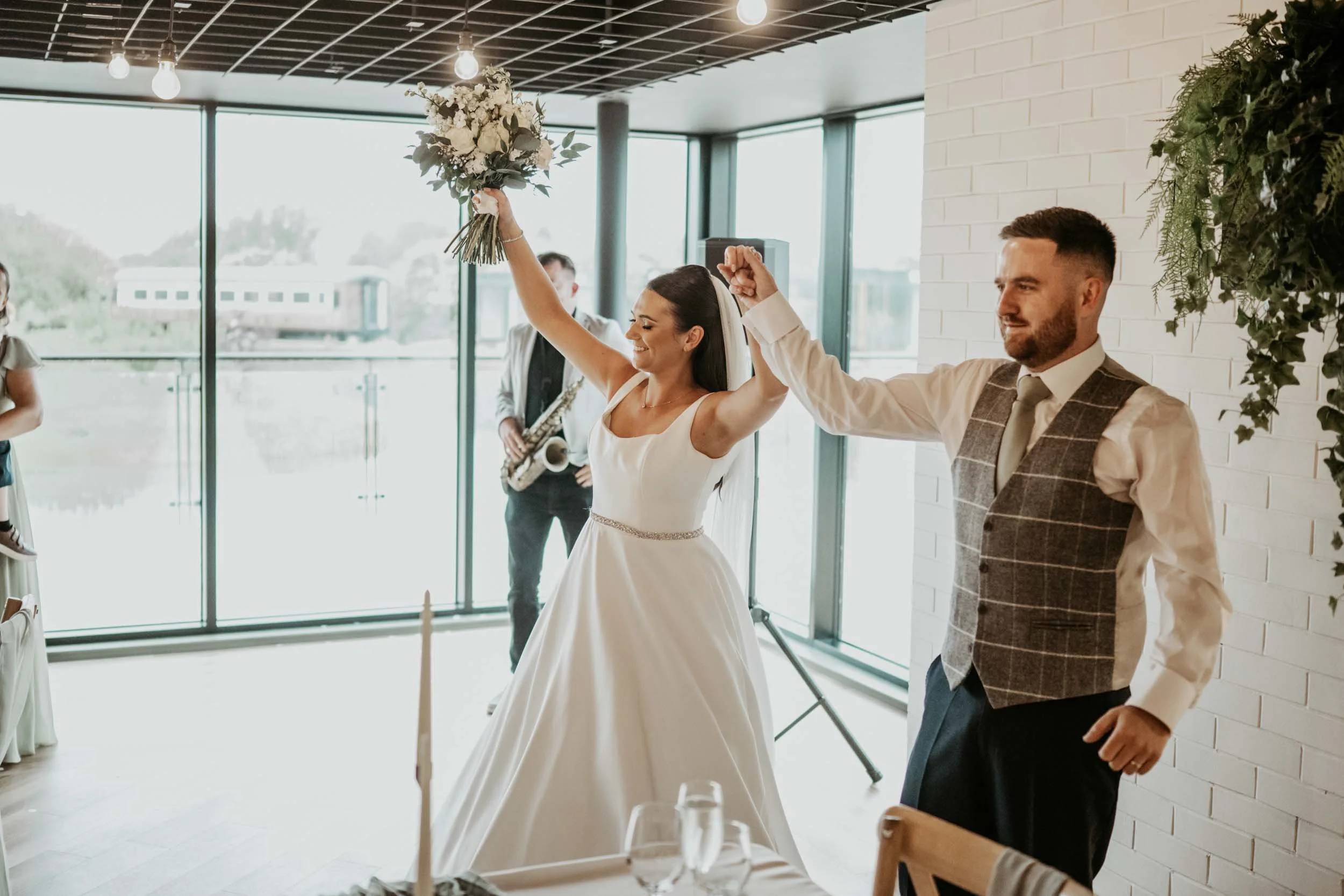 Whistle Barns Wedding photography (85).jpg