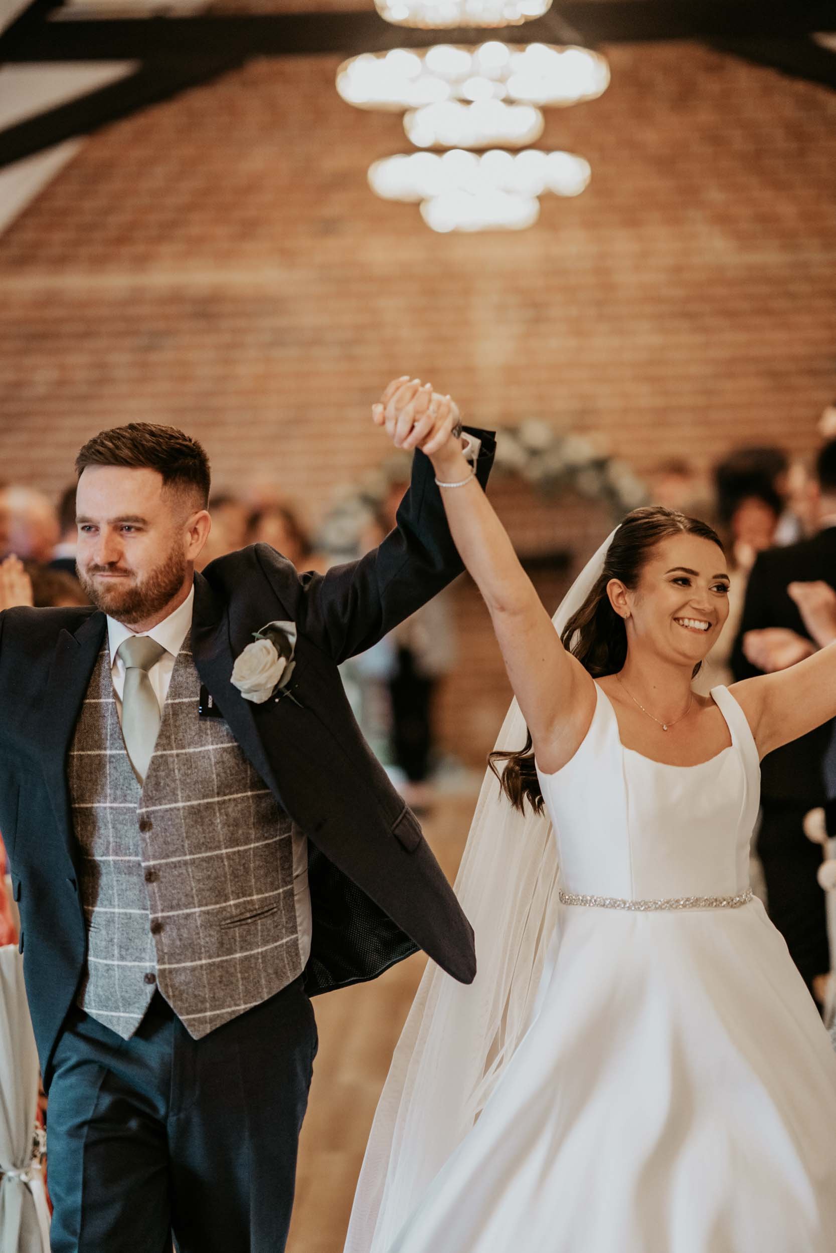 Whistle Barns Wedding photography (41).jpg