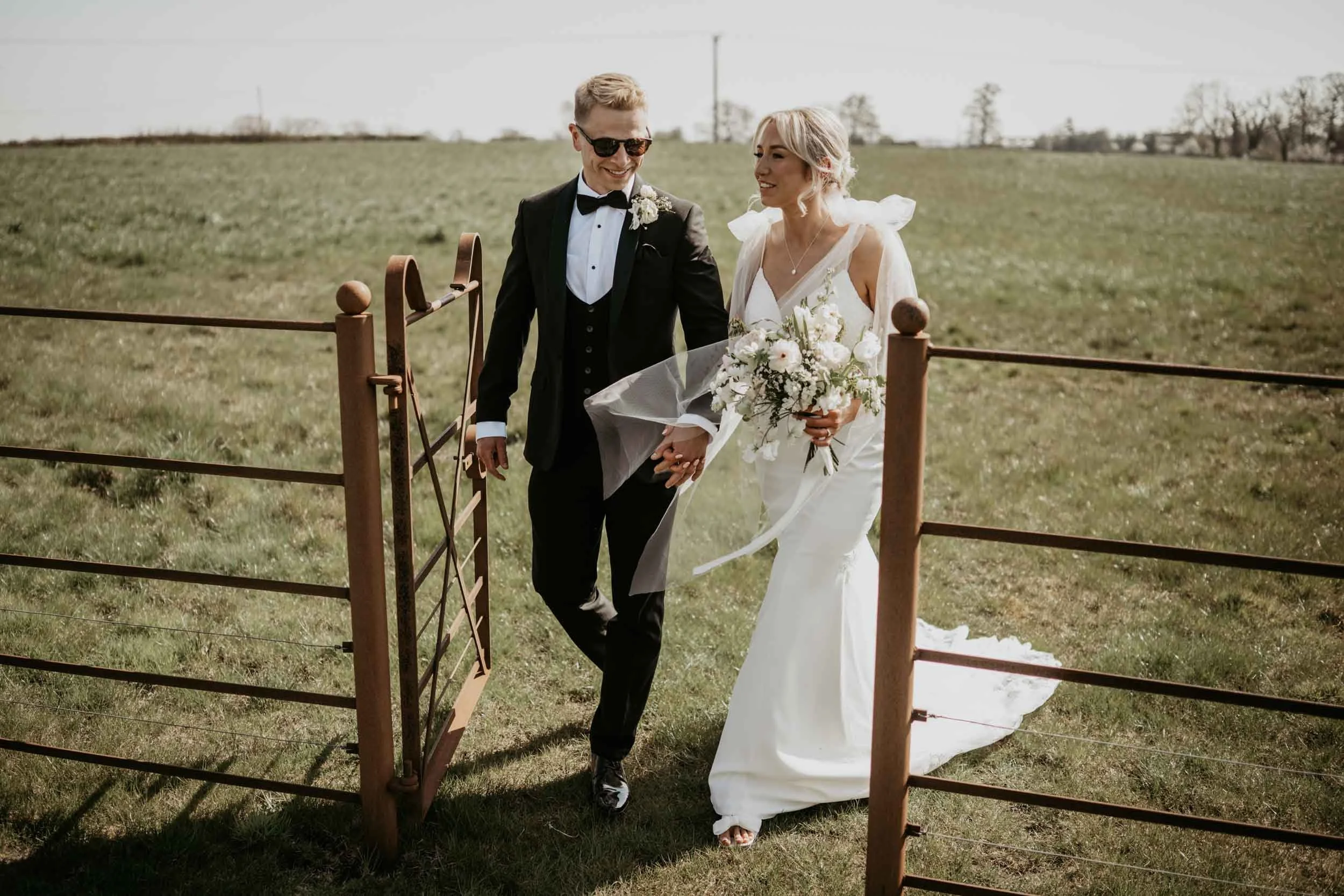 HANNAH & MATT - GRANGEFIELDS