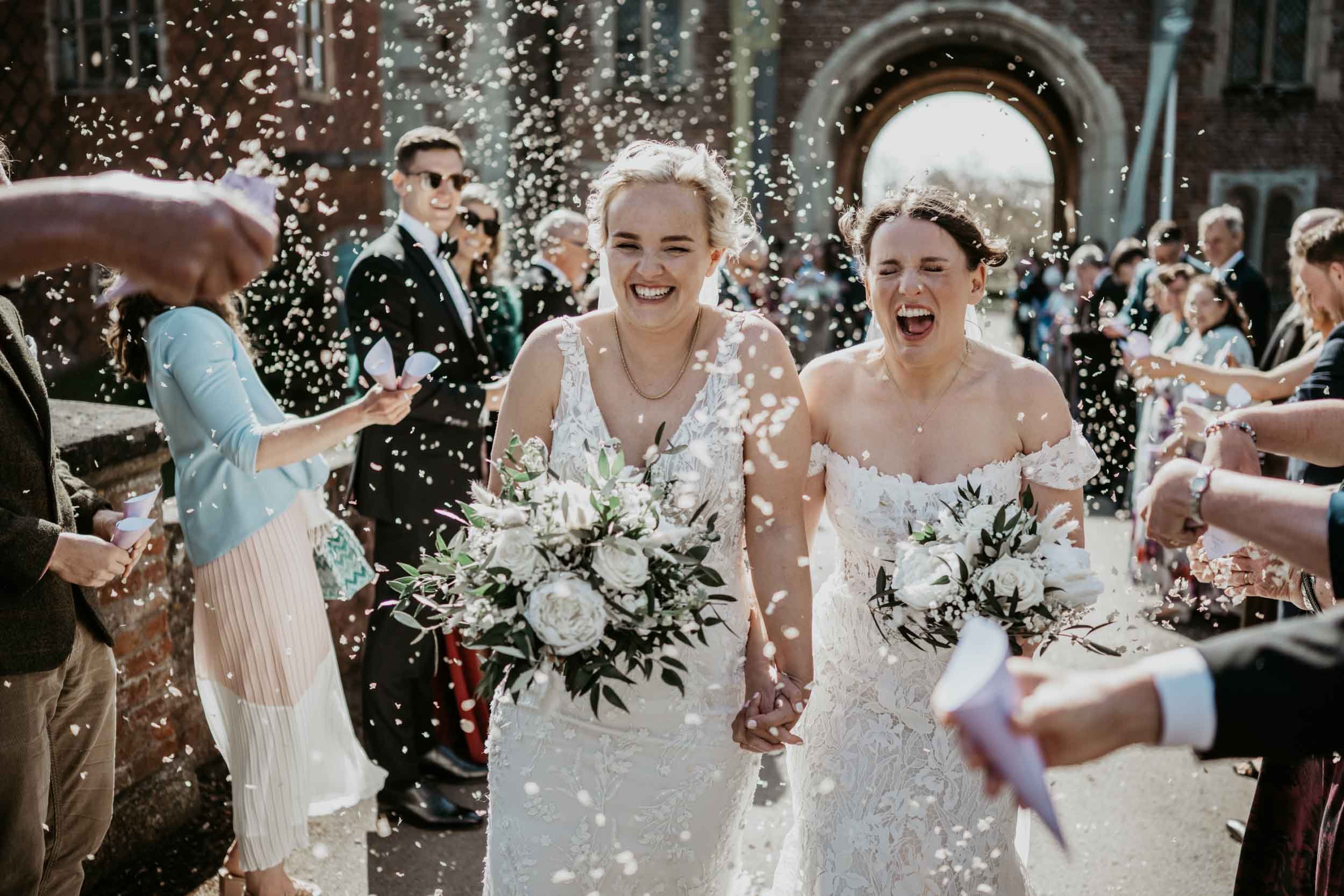 HODSOCK PRIORY - ANNA & EMILY (16).jpg