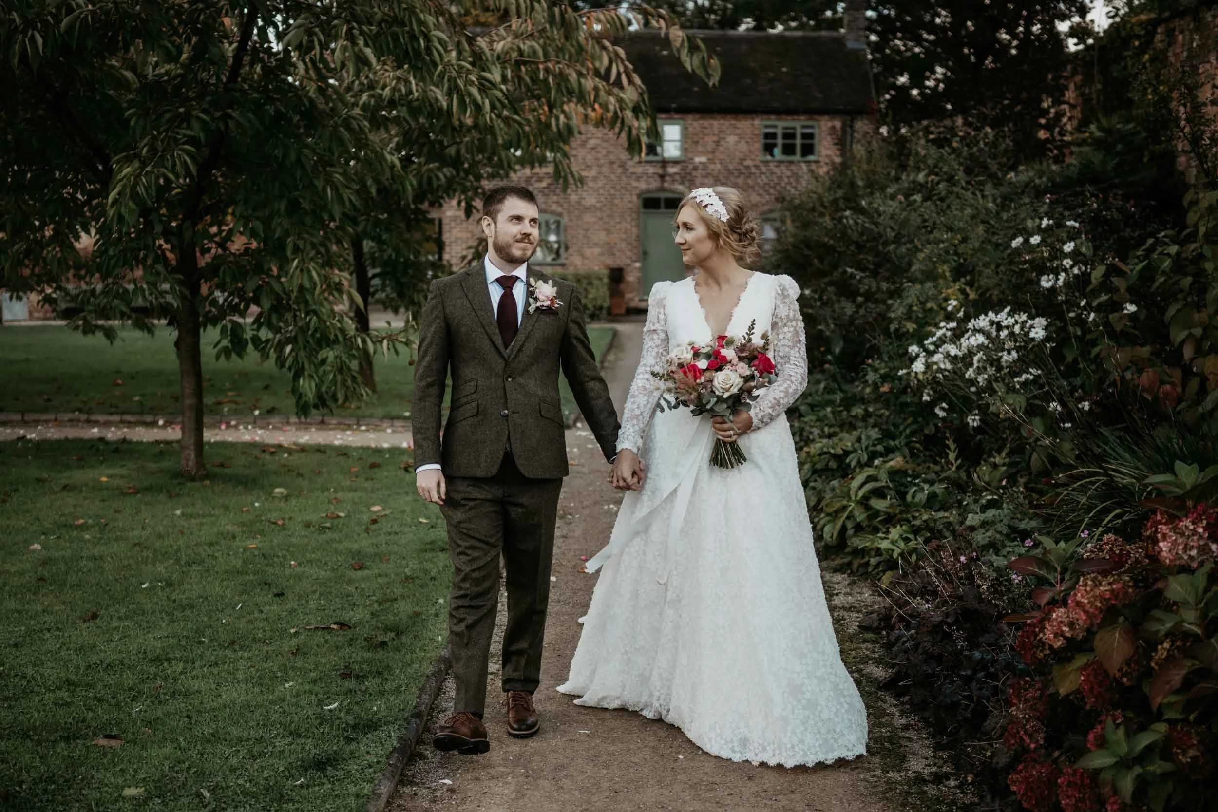 Thorpe Garden Wedding Photography (36).jpg