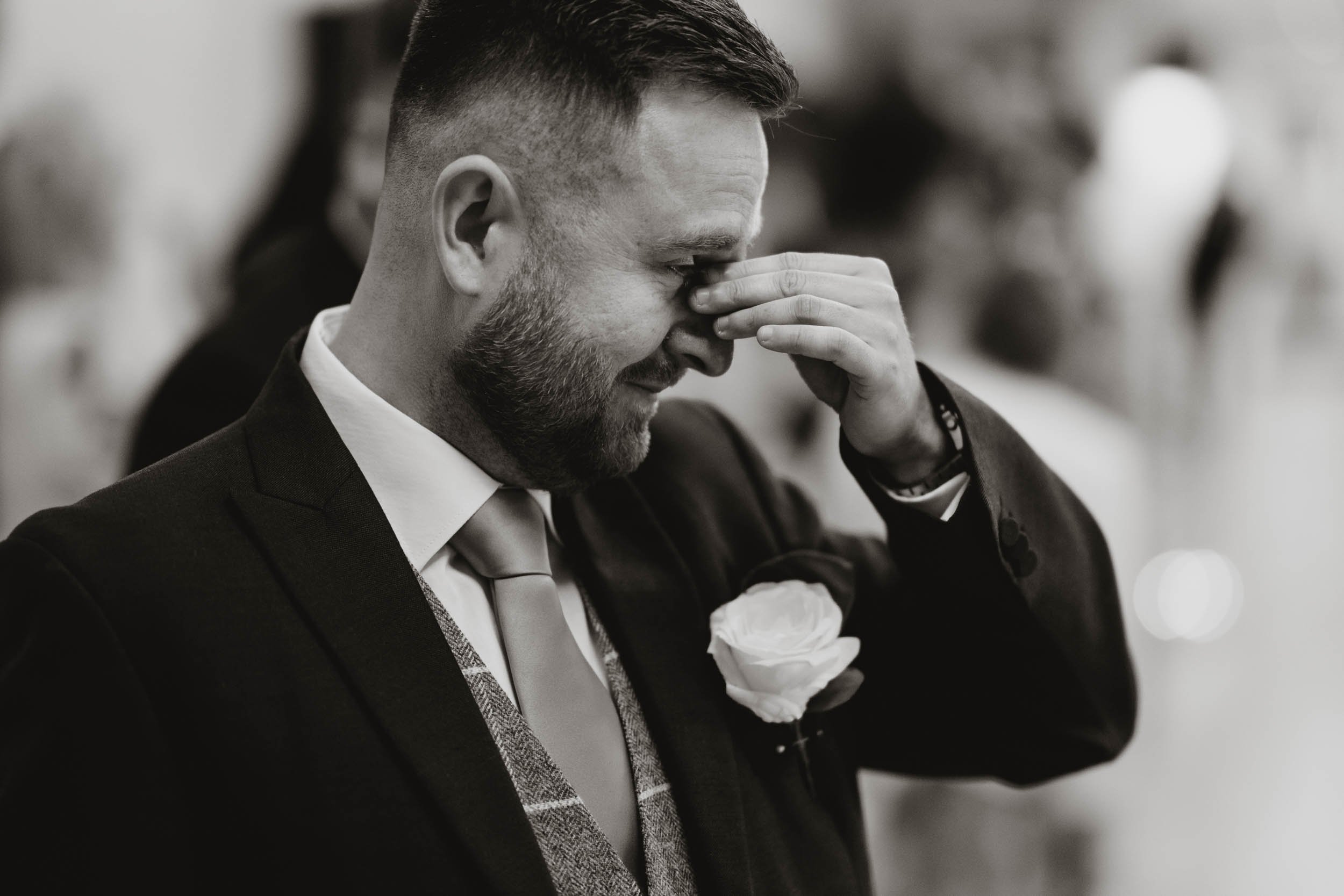 Whistle Barns Wedding photography (24).jpg