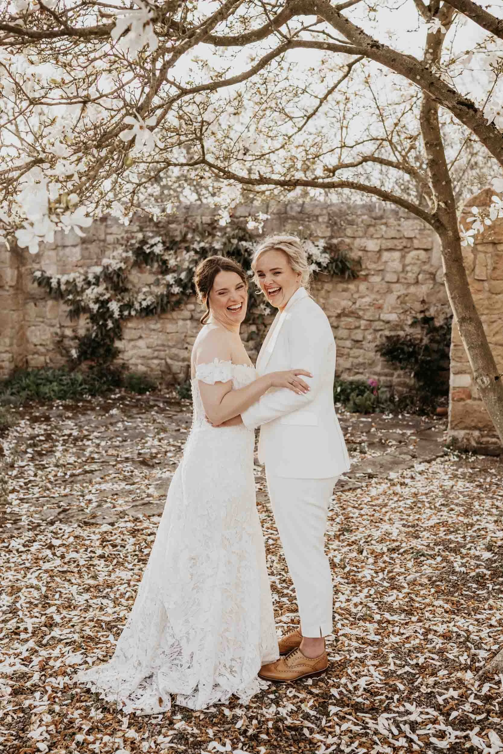 HODSOCK PRIORY - ANNA & EMILY (24).jpg