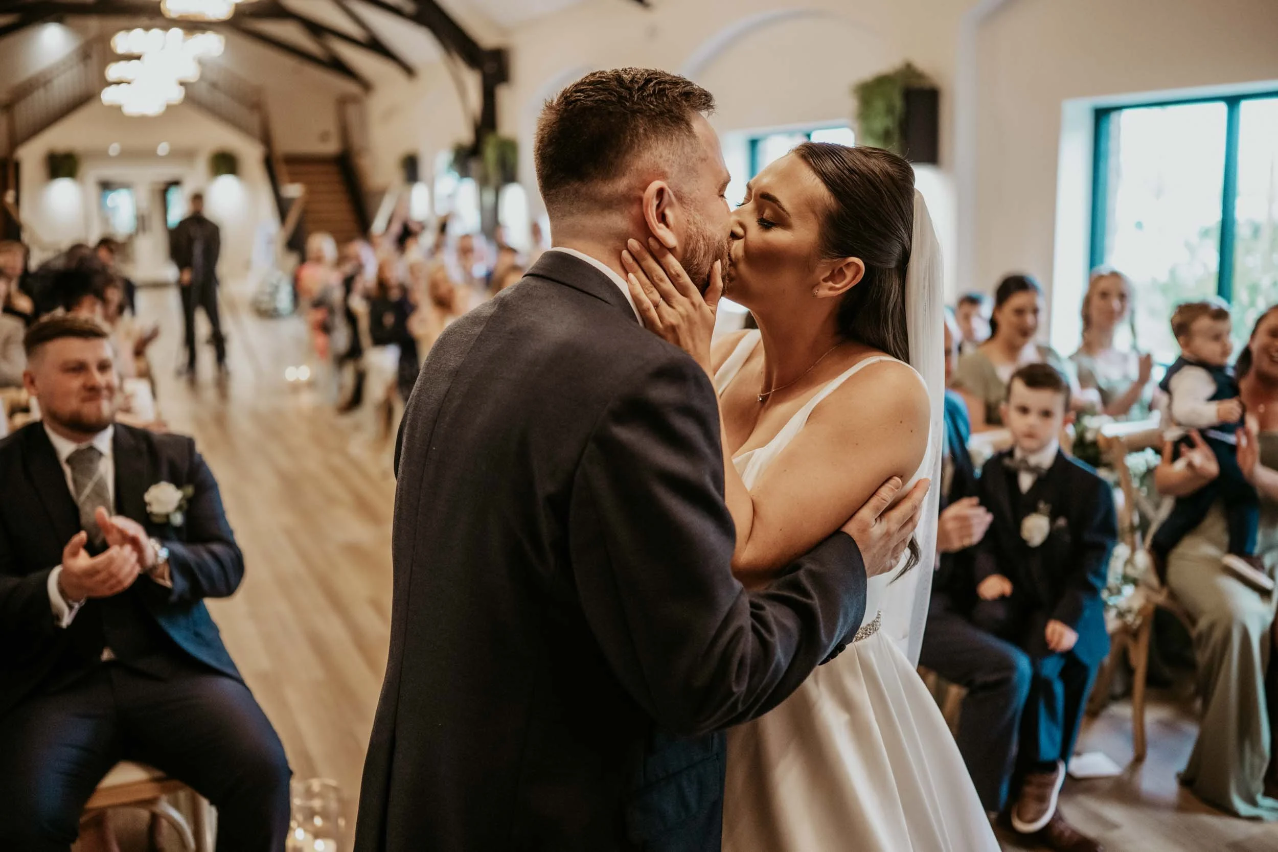 Whistle Barns Wedding photography (32).jpg