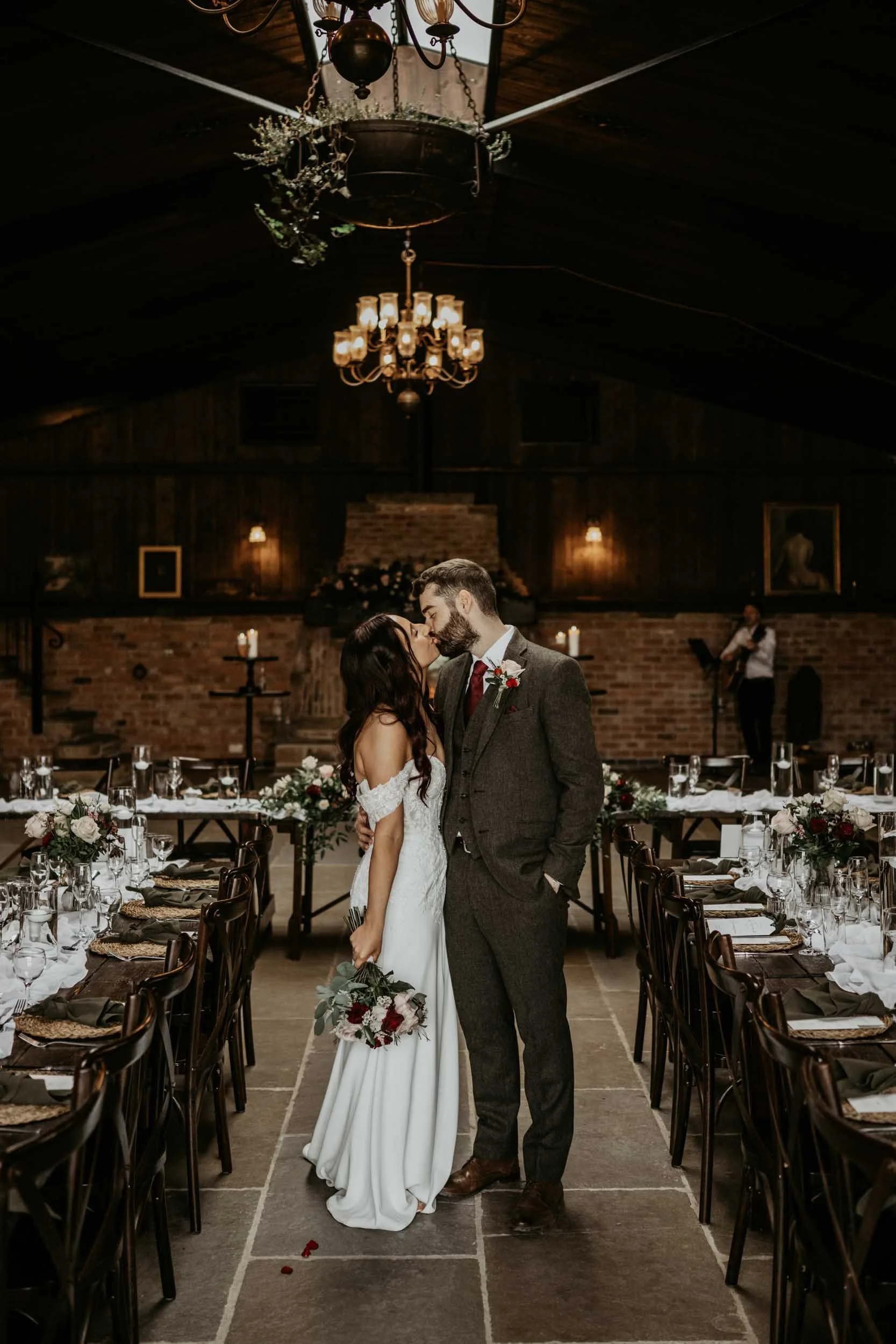 WILLOW MARSH FARM - HANNAH & LIAM (48).jpg