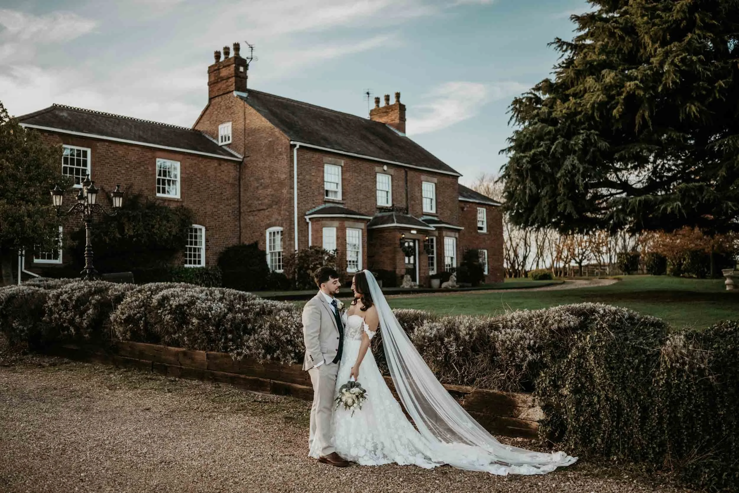 Swancar Farm - Sophie & Seb (32)-2.jpg