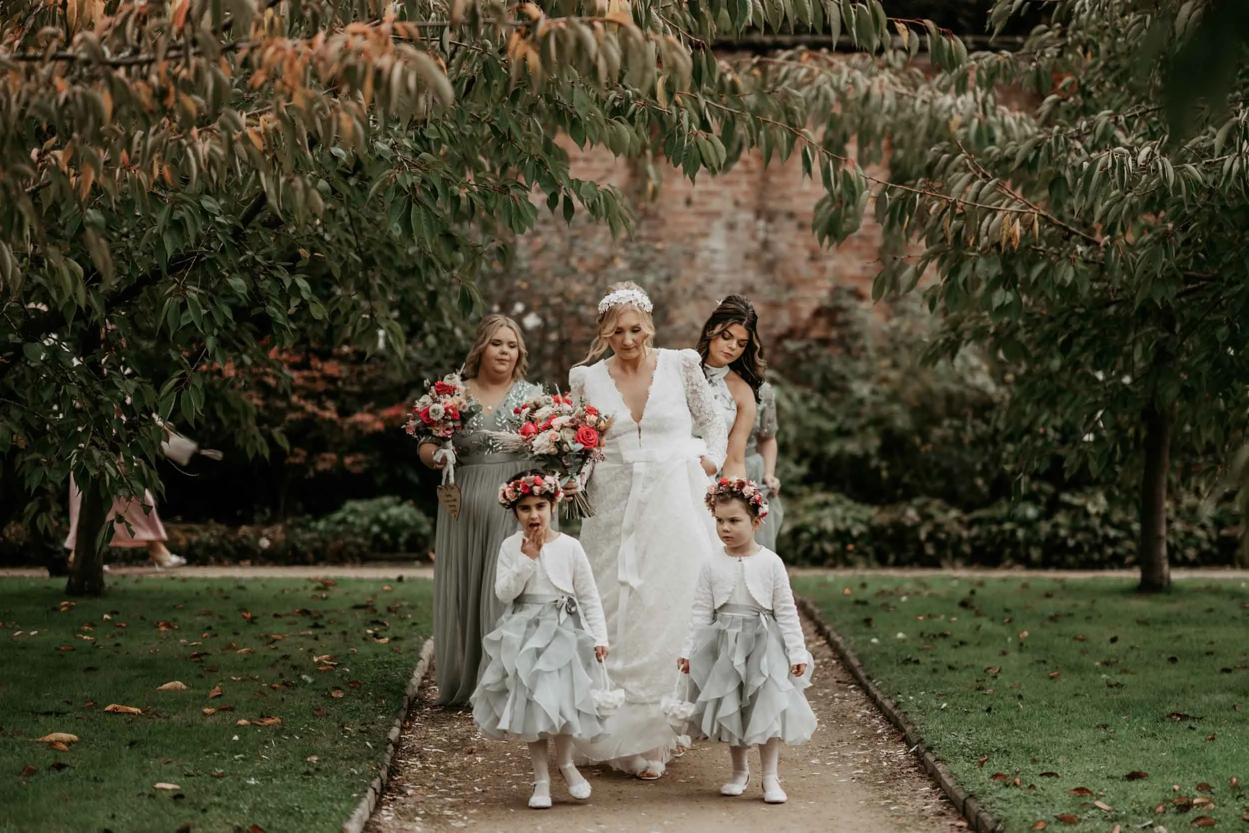 Thorpe Garden Wedding Photography (19).jpg