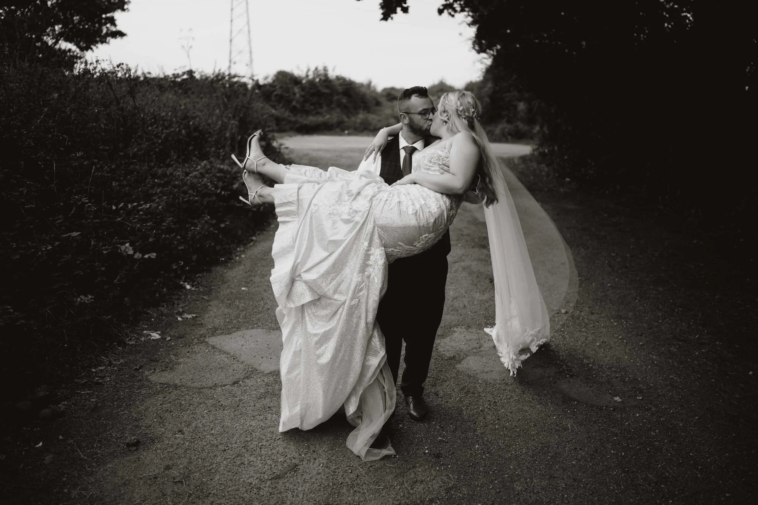 Rebekah & Nathan (699).jpg