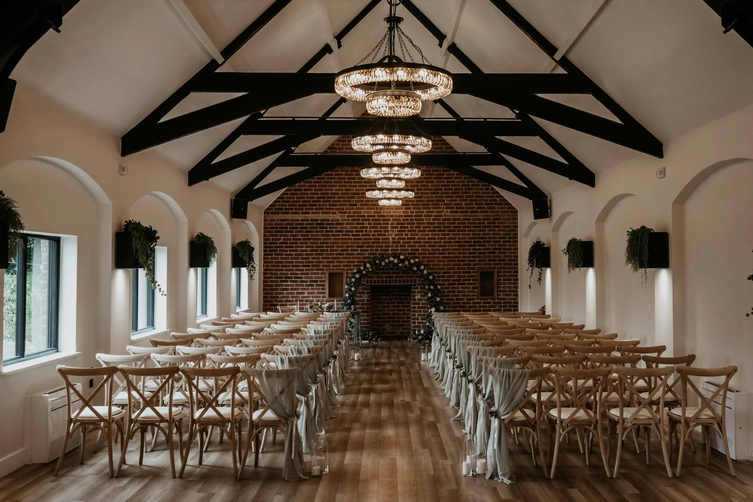 Whistle Barns Wedding photography (6).jpg