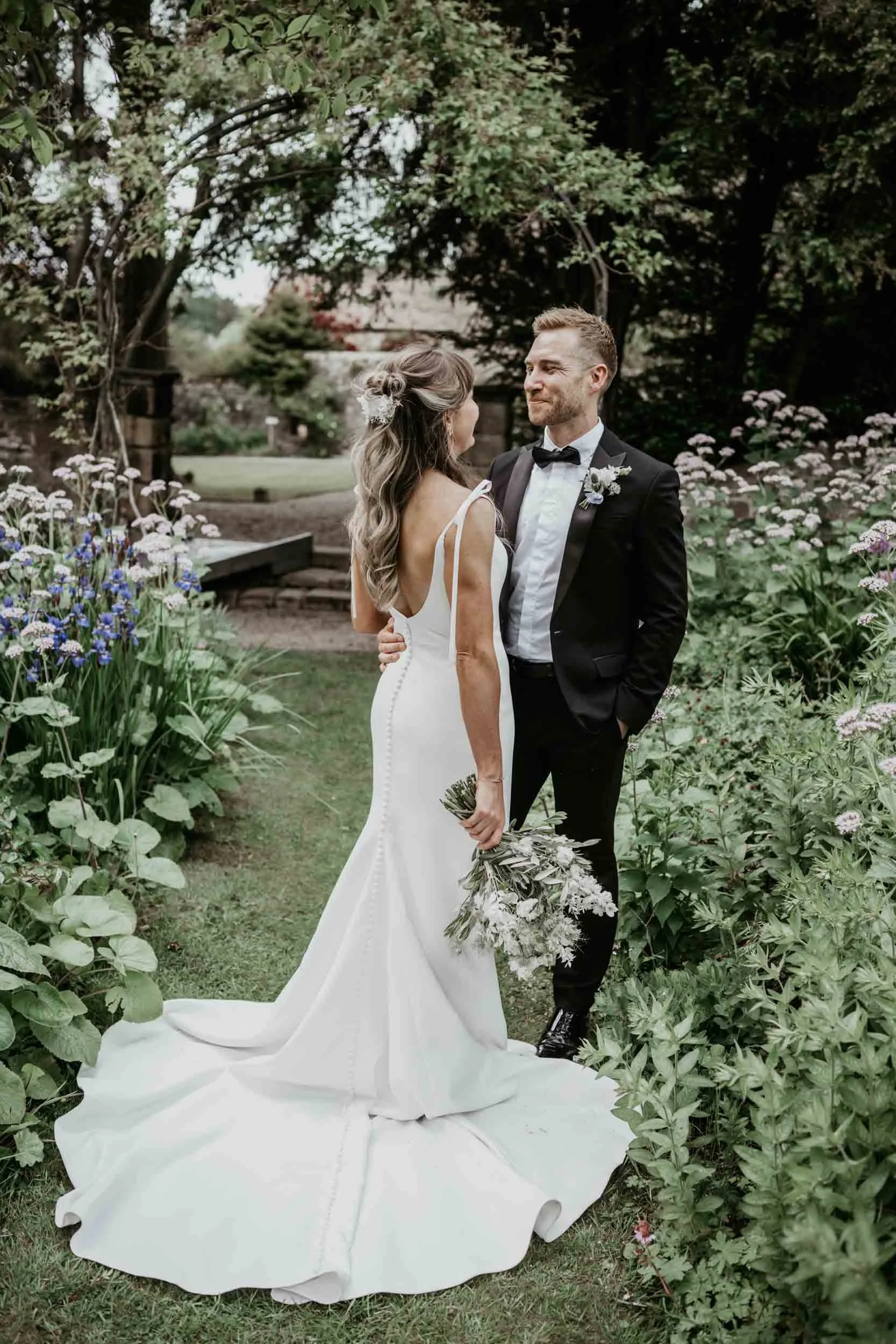 EYAM HALL BEC & JONO (15).jpg