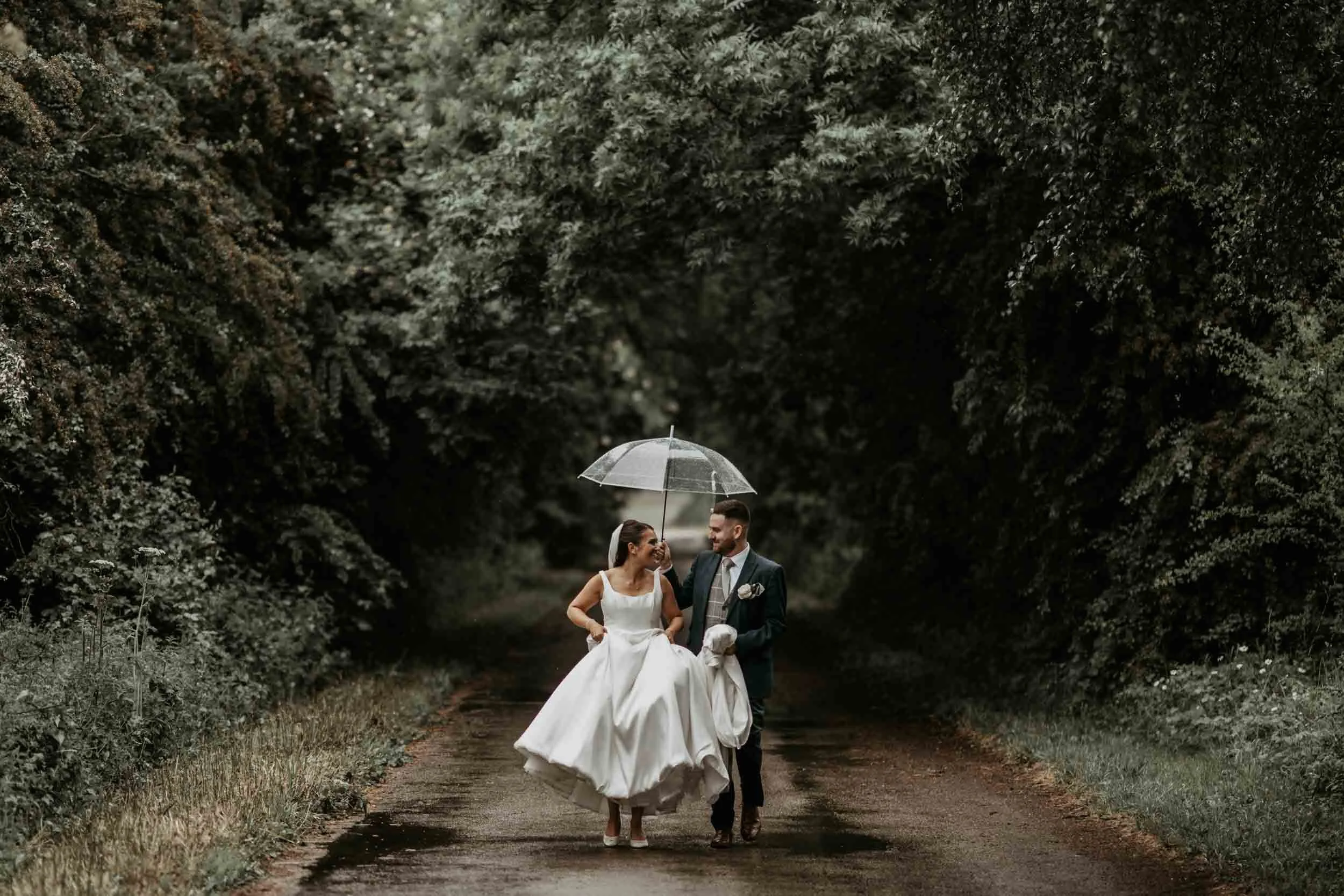 Whistle Barns Wedding photography (66).jpg