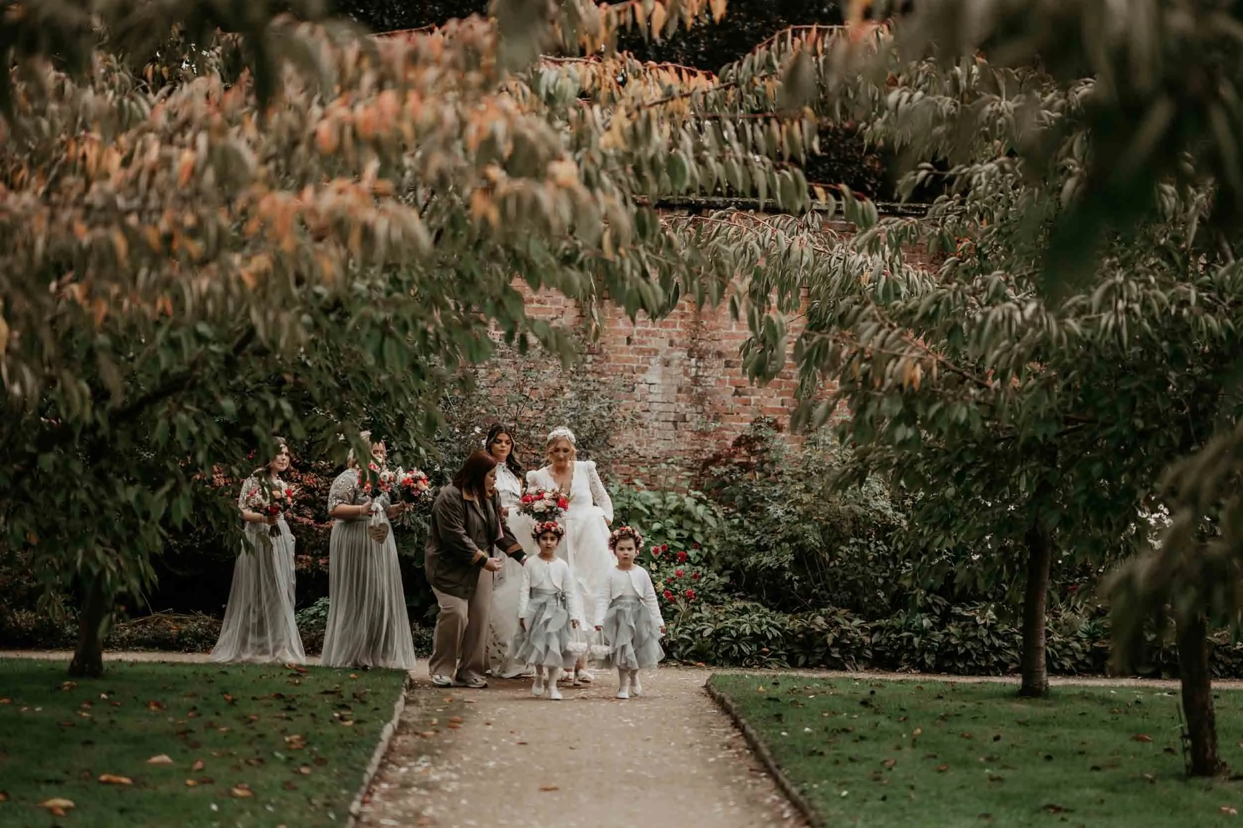 Thorpe Garden Wedding Photography (17).jpg