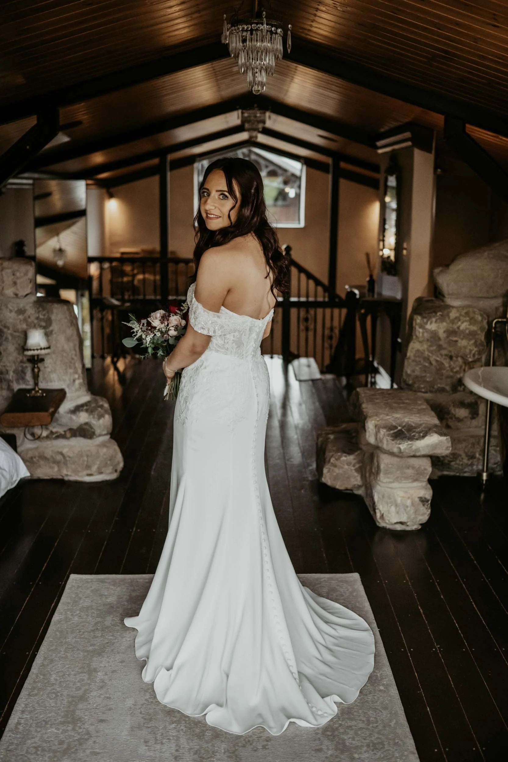 WILLOW MARSH FARM - HANNAH & LIAM (24).jpg