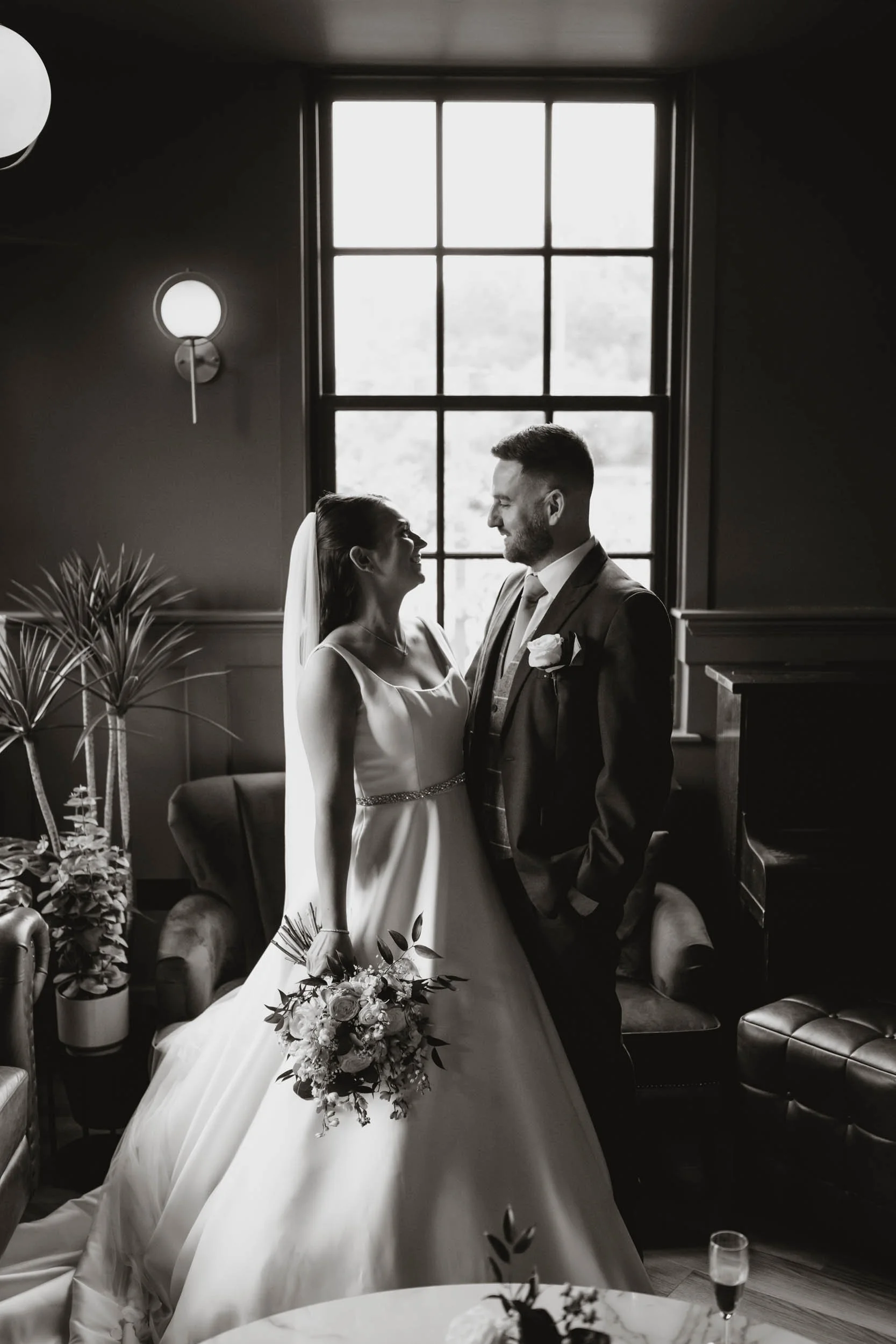 Whistle Barns Wedding photography (48).jpg