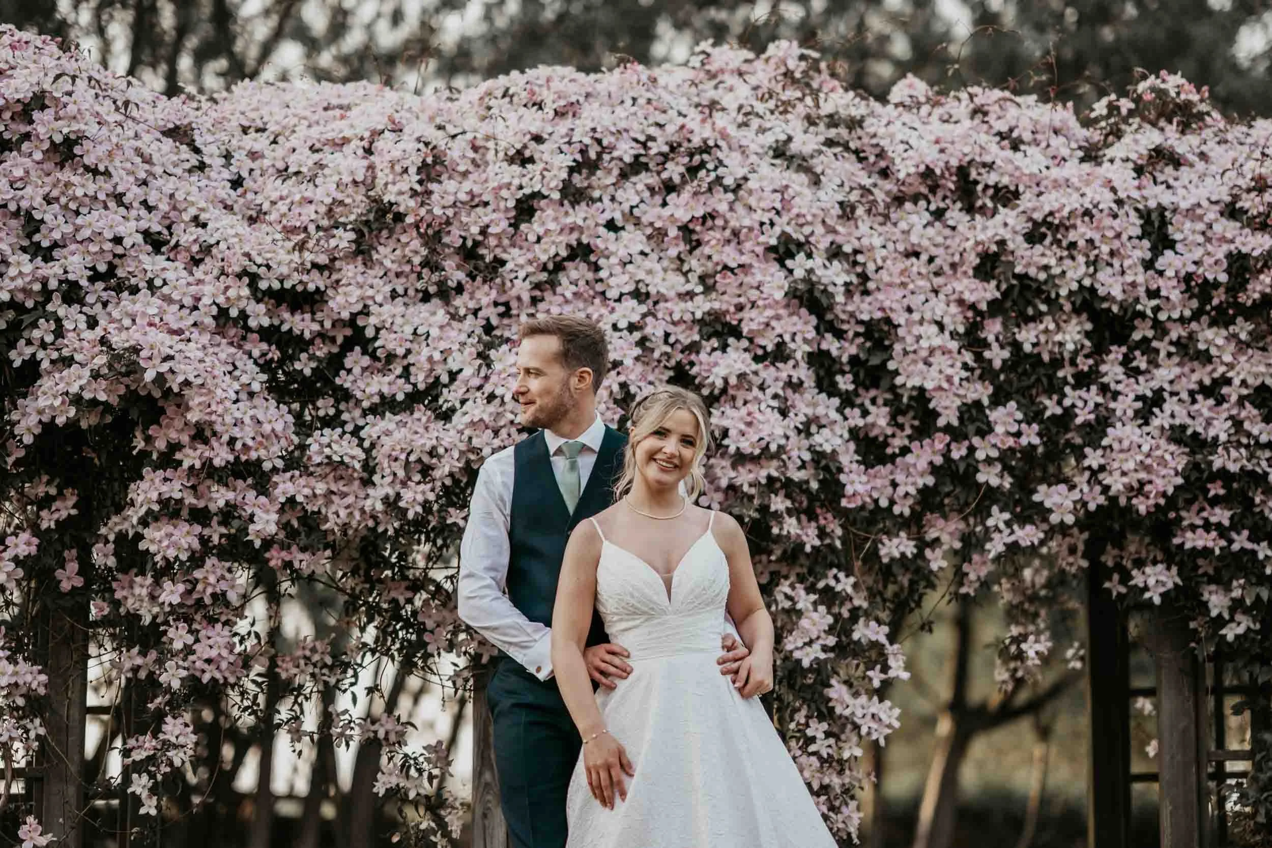 SWANCAR FARM - LUCY & JAMES (31).jpg