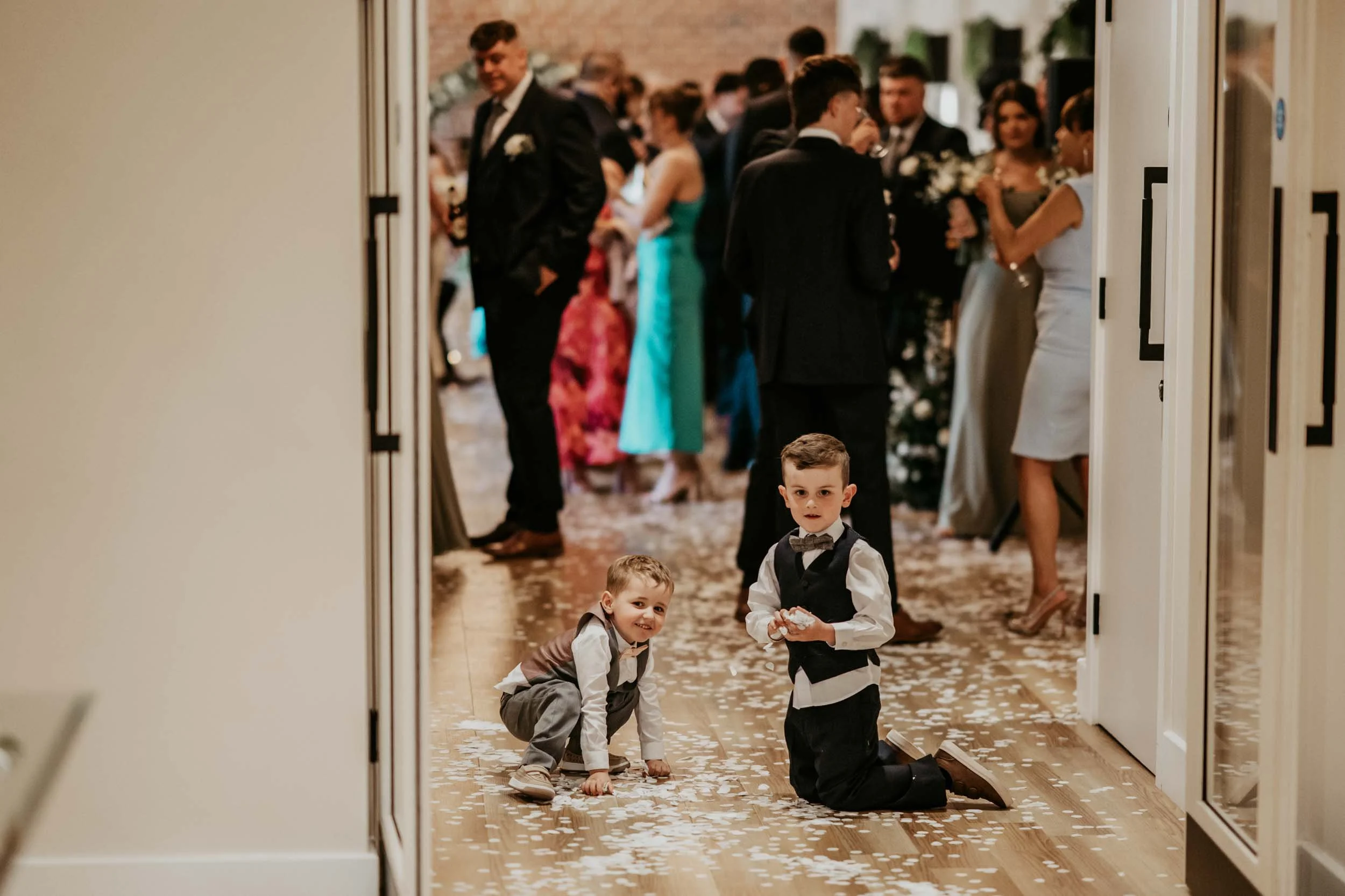 Whistle Barns Wedding photography (50).jpg