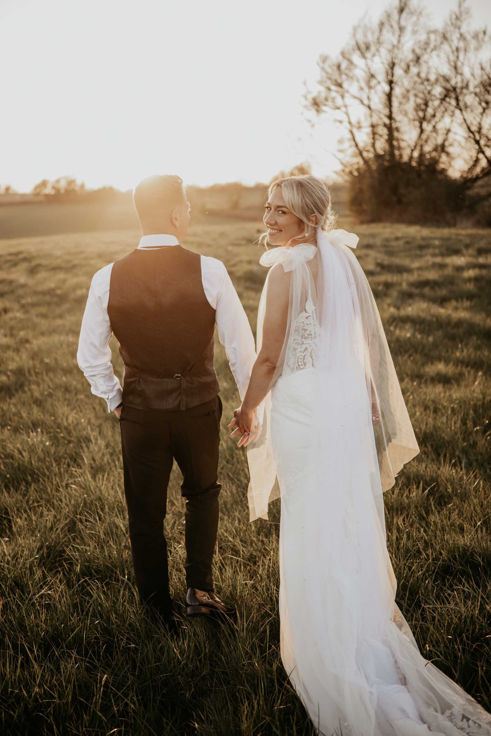 Hannah & Matt - Grangefields