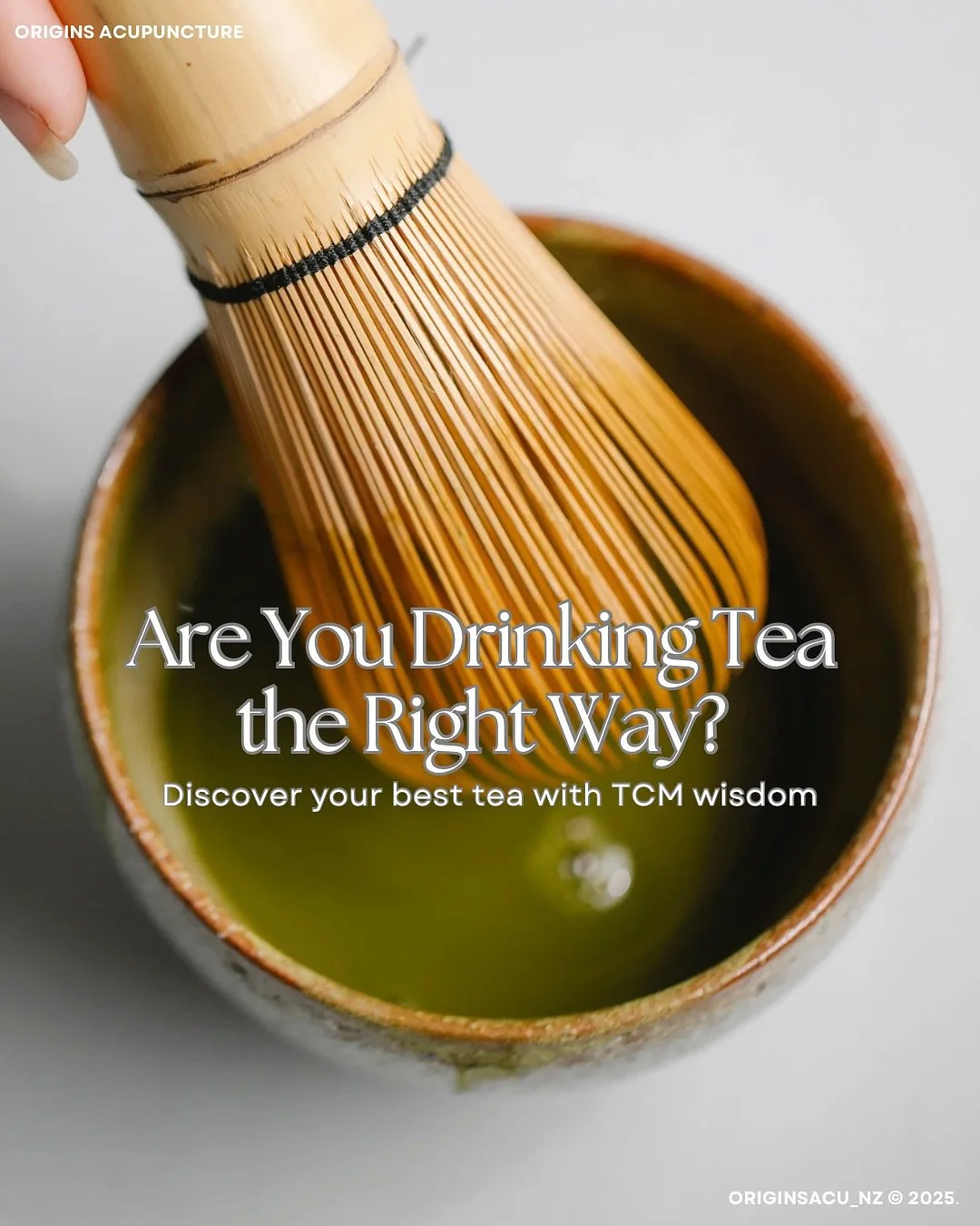 Are you sipping the right tea for your body? 🌿
In TCM, tea isn’t just a beverage — it’s a balancing ritual. The type of tea you choose can either cool excess heat 🔥 or warm up cold hands & feet ❄️.
✨ Matcha (cooling) = great