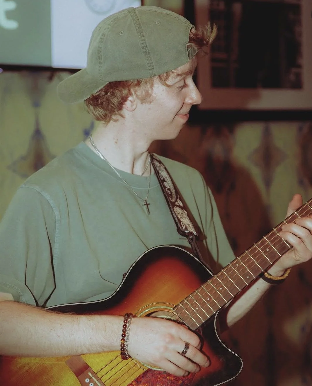 Alec Collins- Singer-Songwriter / Guitarist